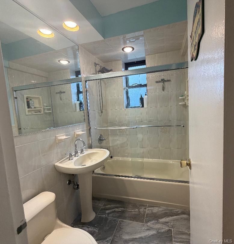 Coop Union  Queens, NY 11364, MLS-948101-4