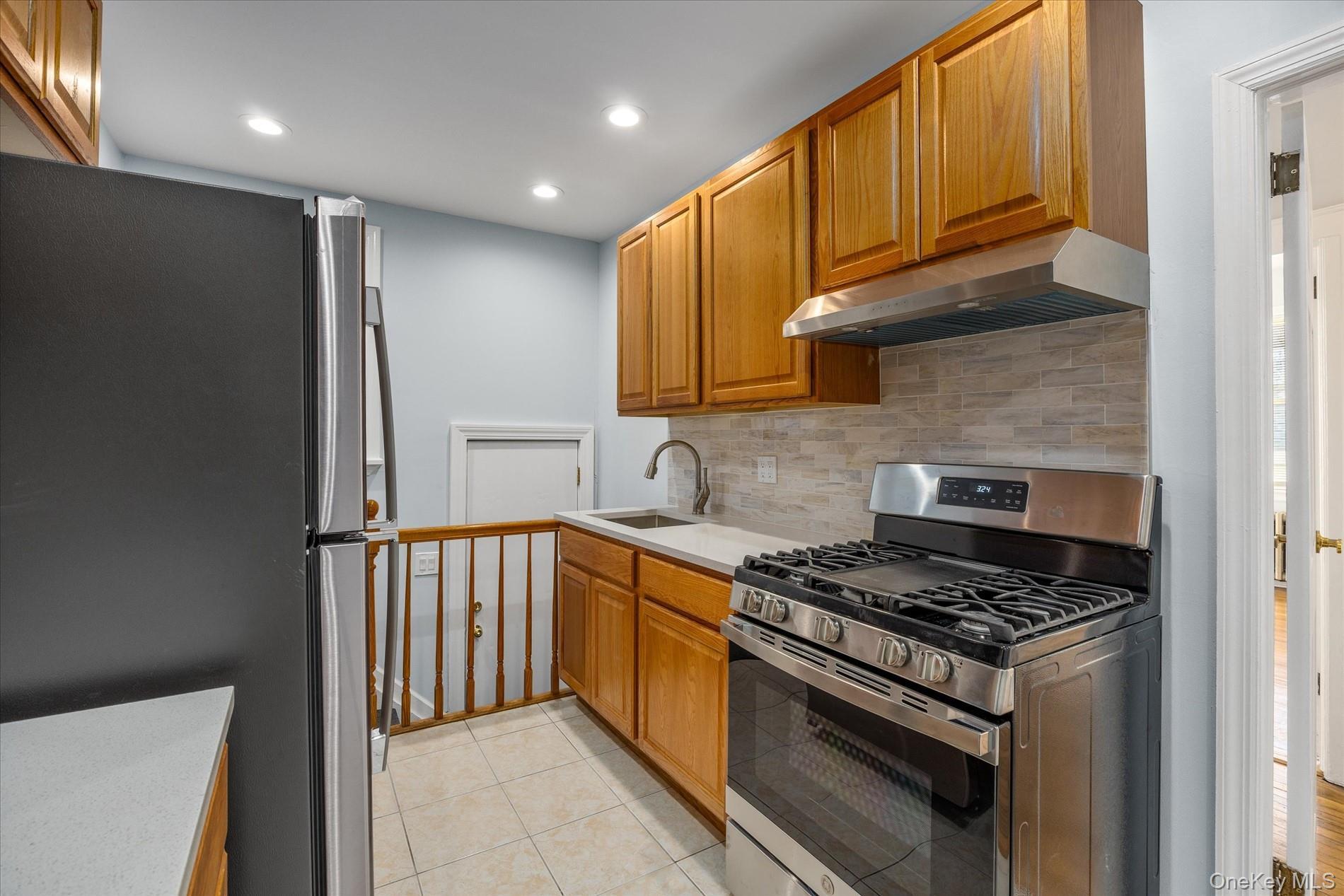 Single Family 47th  Queens, NY 11377, MLS-948109-13