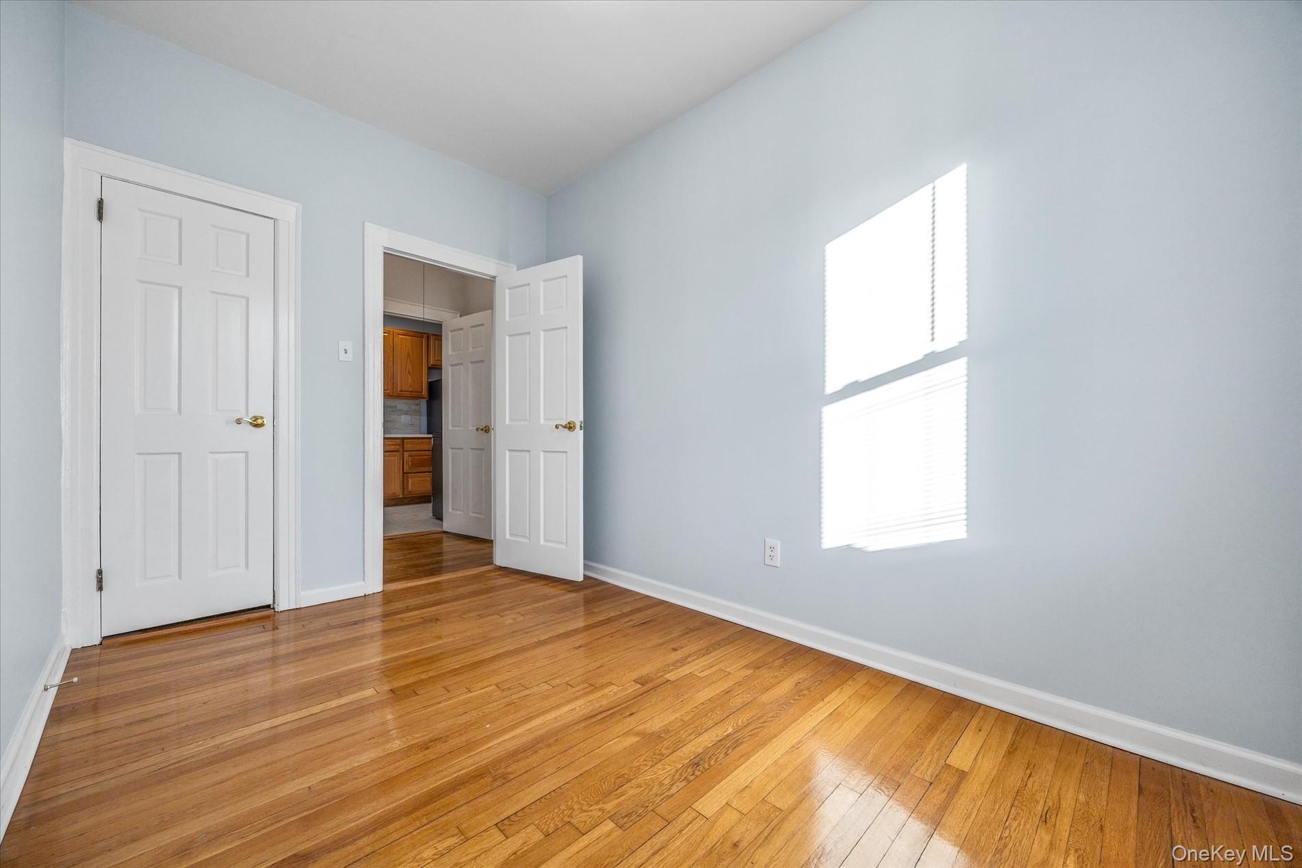 Single Family 47th  Queens, NY 11377, MLS-948109-18