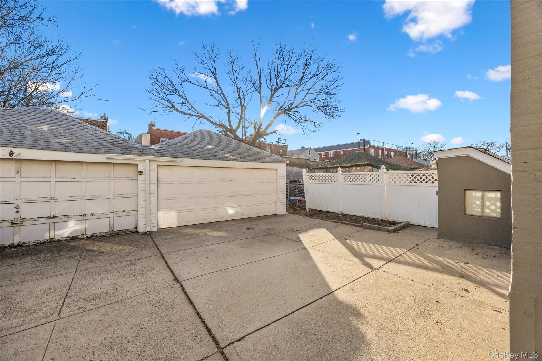 Single Family 47th  Queens, NY 11377, MLS-948109-41