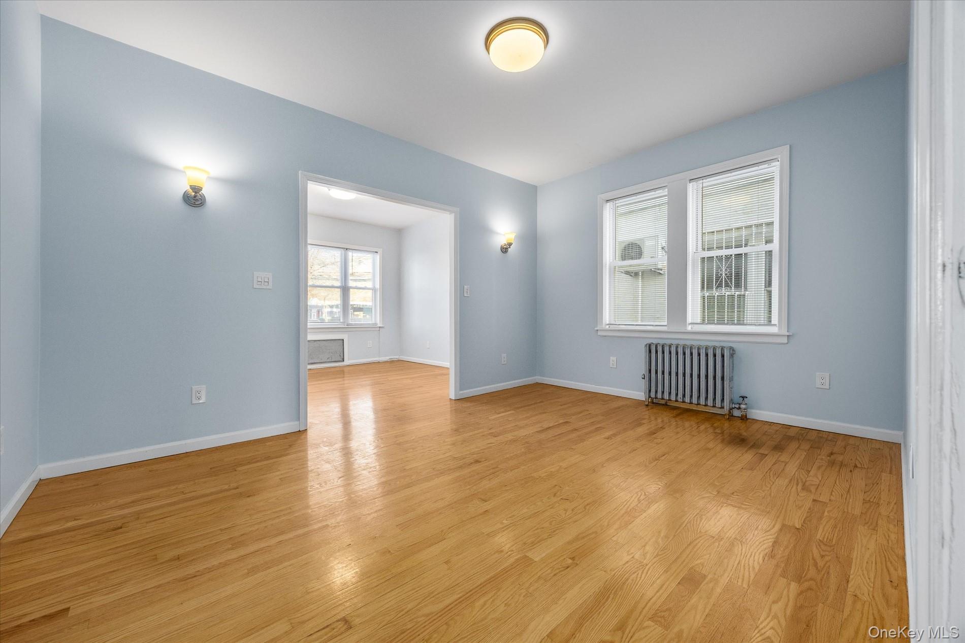 Single Family 47th  Queens, NY 11377, MLS-948109-8