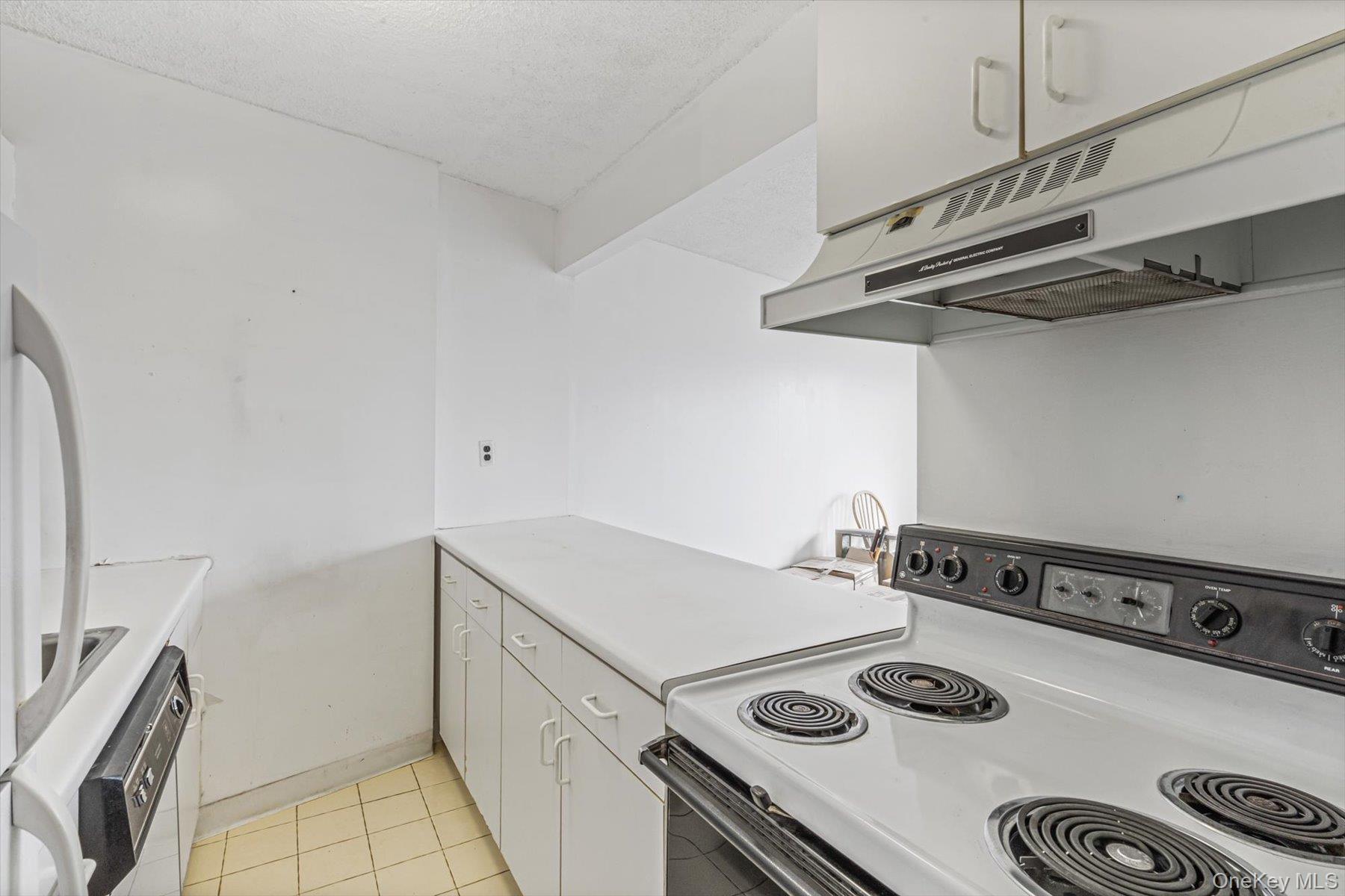 Condo Shore  Queens, NY 11102, MLS-948121-15