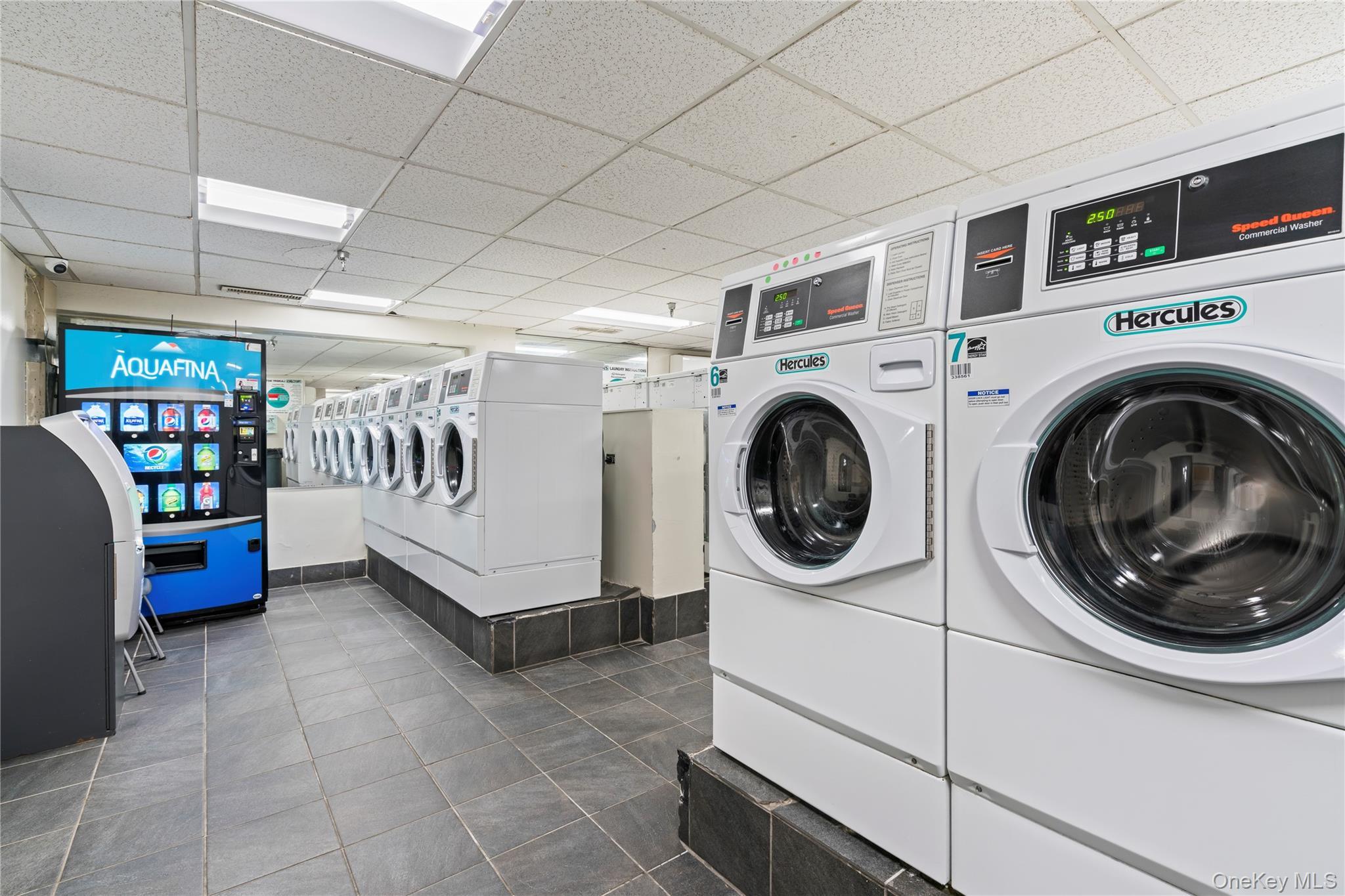 Condo Shore  Queens, NY 11102, MLS-948121-31