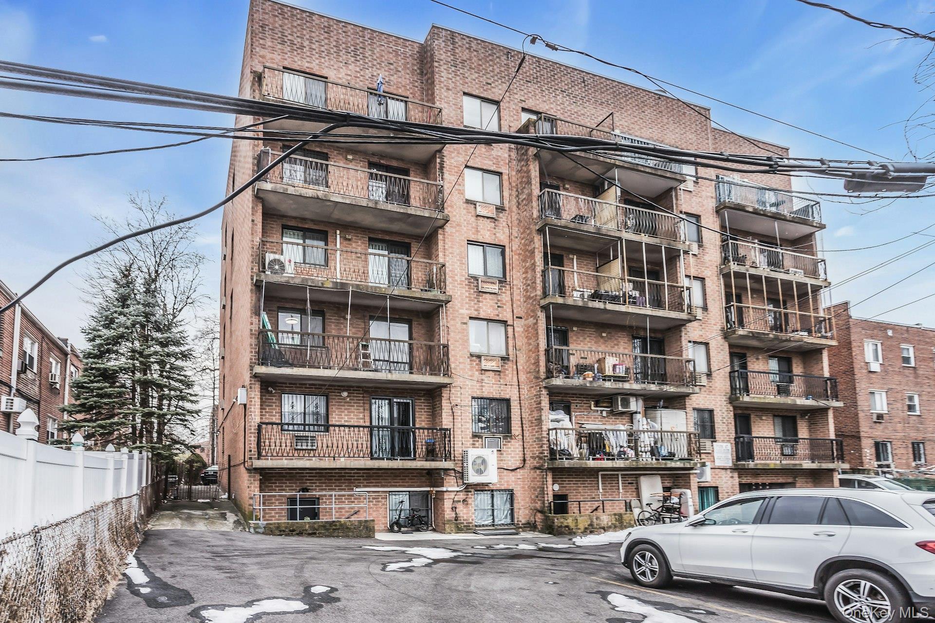Condo Barclay  Queens, NY 11355, MLS-948171-26