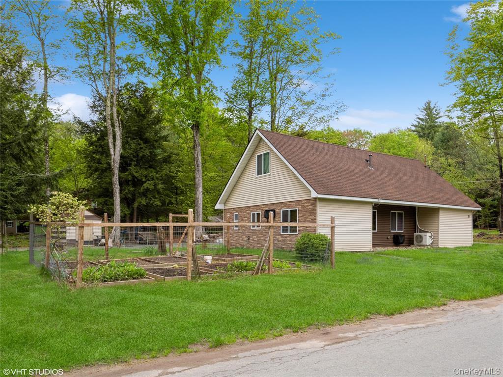 Single Family Woodland  Sullivan County, NY 12720, MLS-948172-41