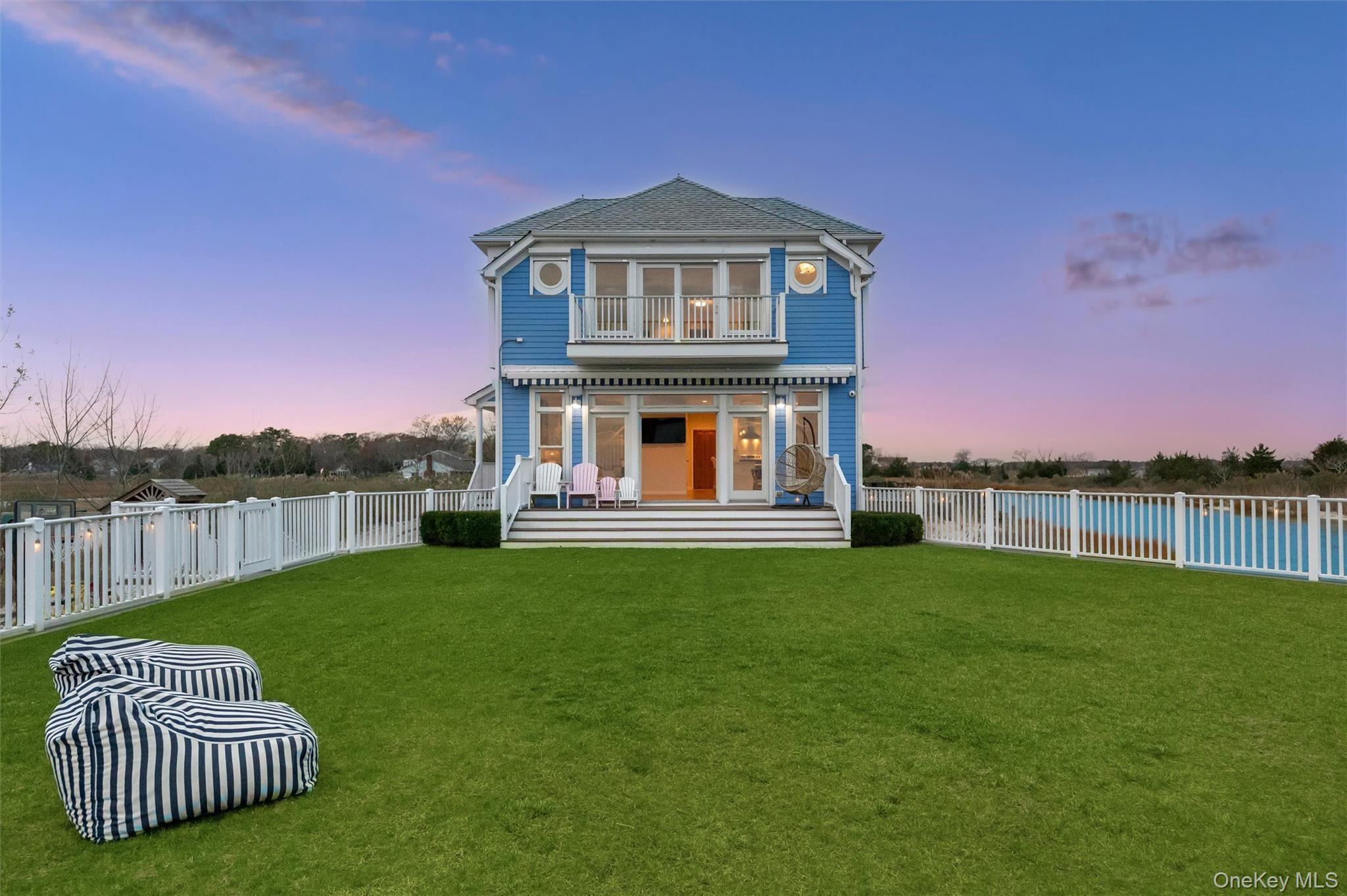 Single Family Pine Avenue Suffolk County, NY 11901, MLS-948227-2