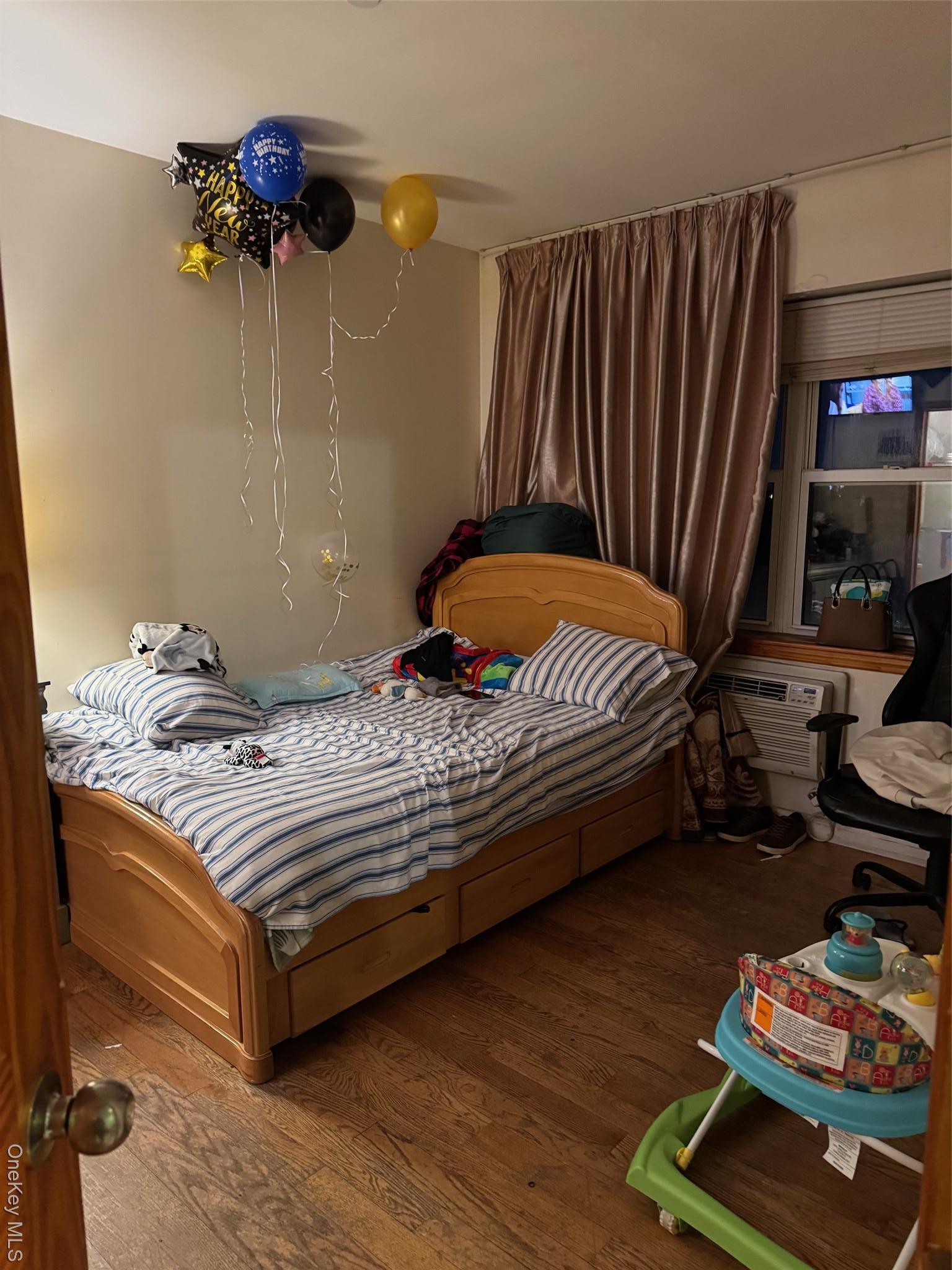 Condo 37th  Queens, NY 11368, MLS-948264-4