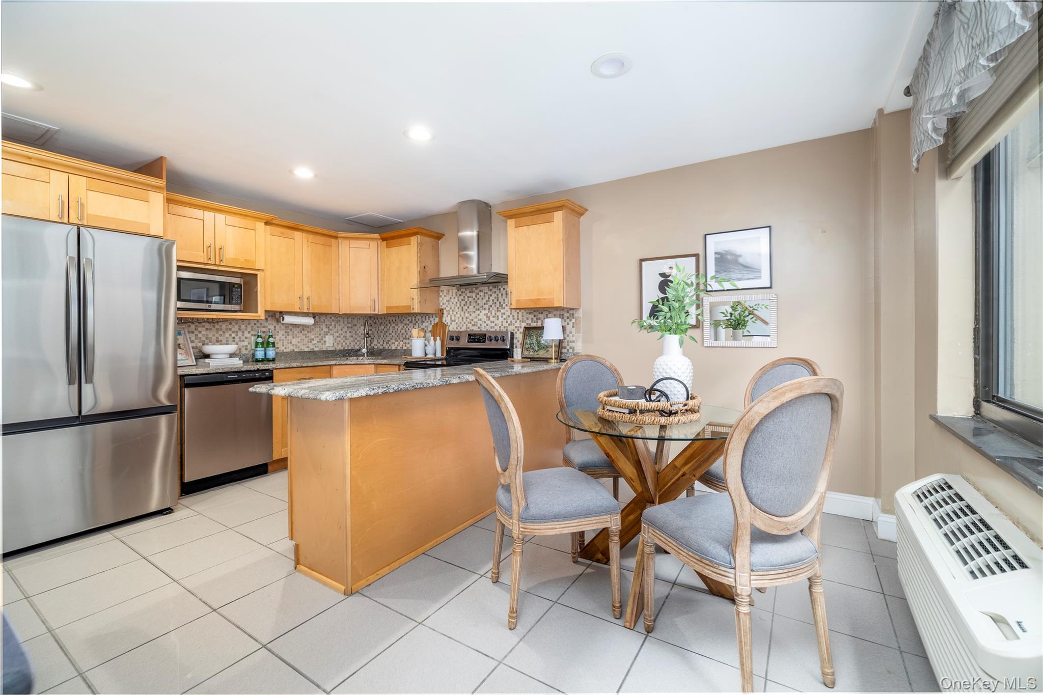 Condo Shore Rd  Nassau County, NY 11561, MLS-948269-6