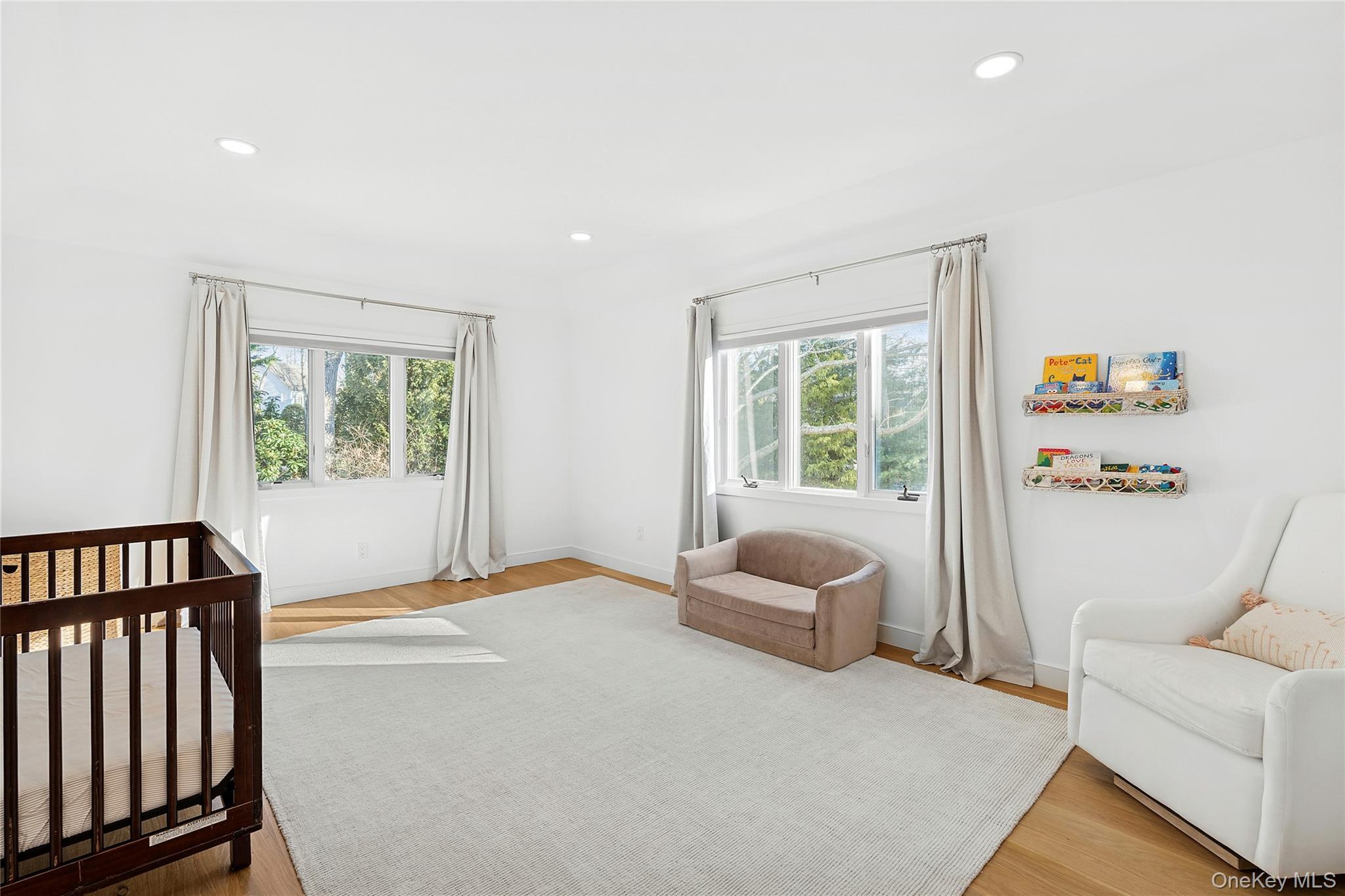 Single Family Bridle Path Suffolk County, NY 11960, MLS-948274-19