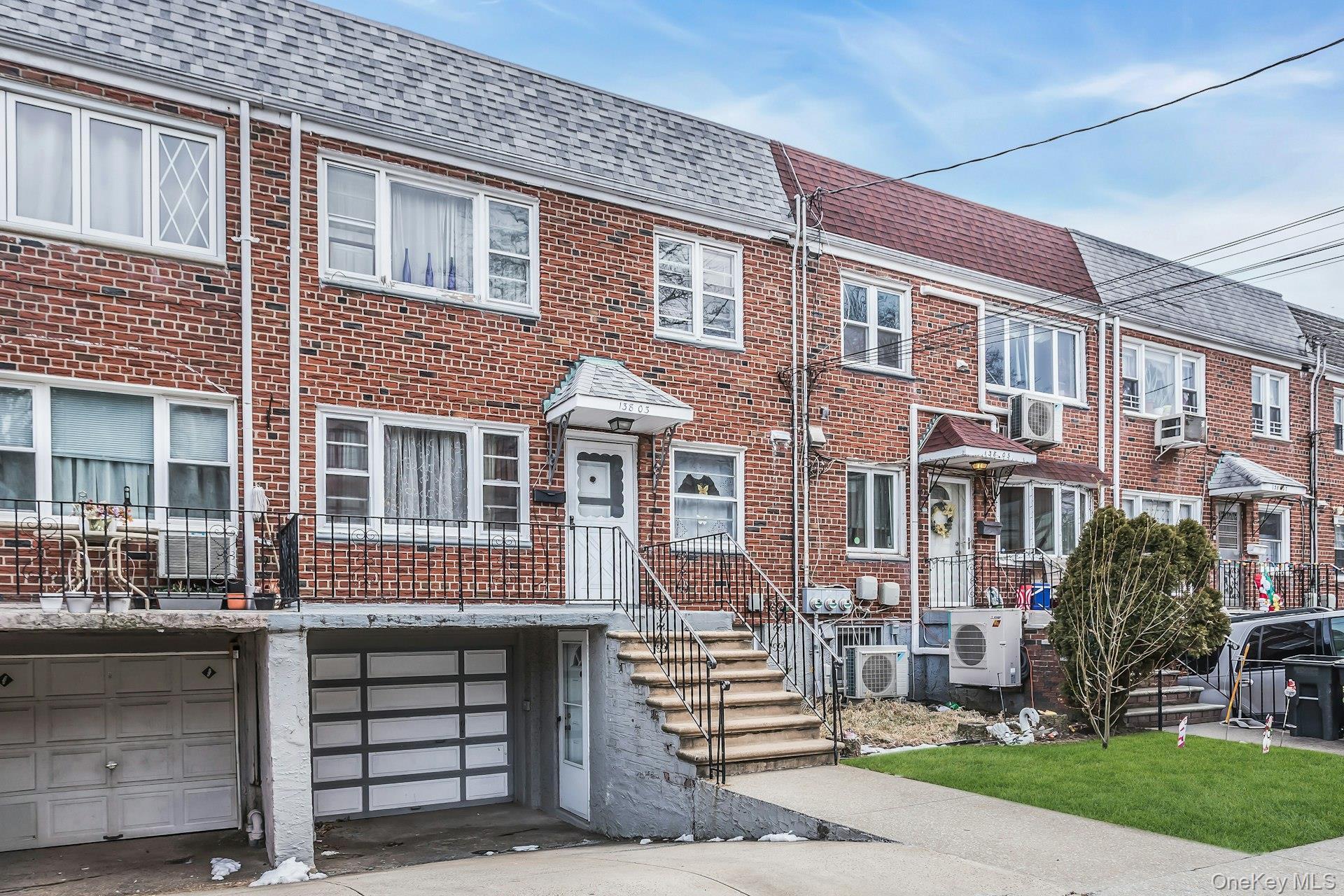 Single Family Lafayette  Queens, NY 11417, MLS-948277-2