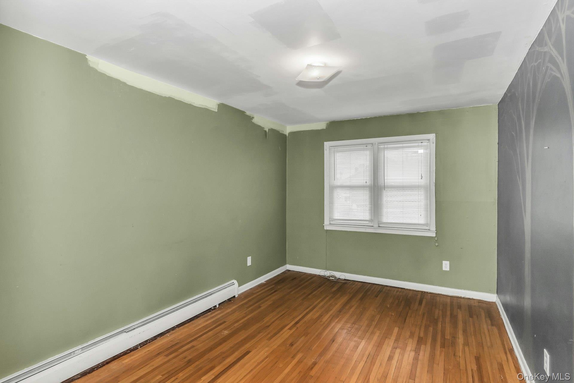 Single Family Lafayette  Queens, NY 11417, MLS-948277-22