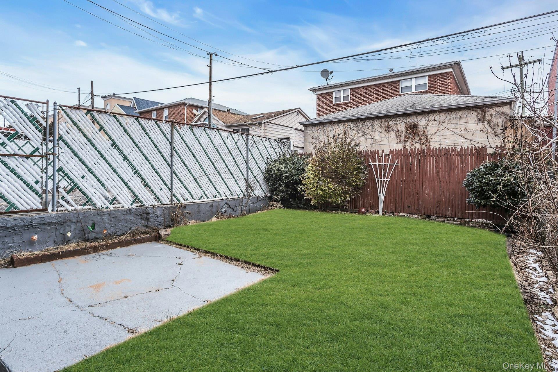 Single Family Lafayette  Queens, NY 11417, MLS-948277-28