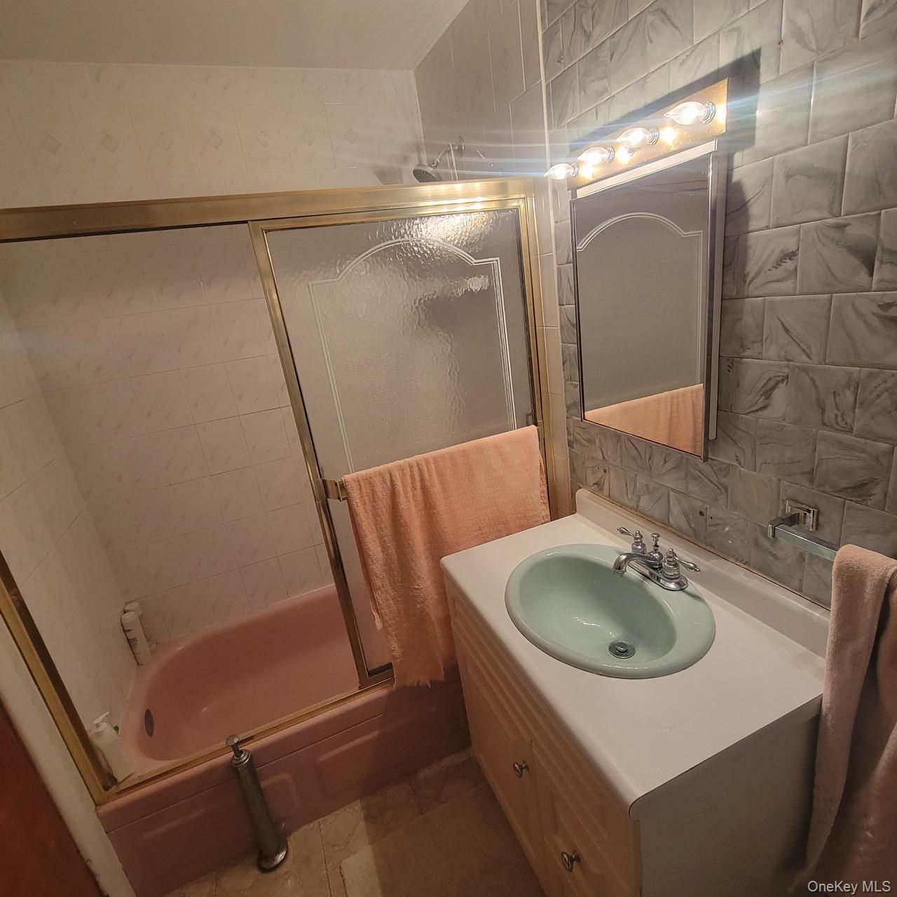 Single Family 38th  Brooklyn, NY 11234, MLS-948298-24