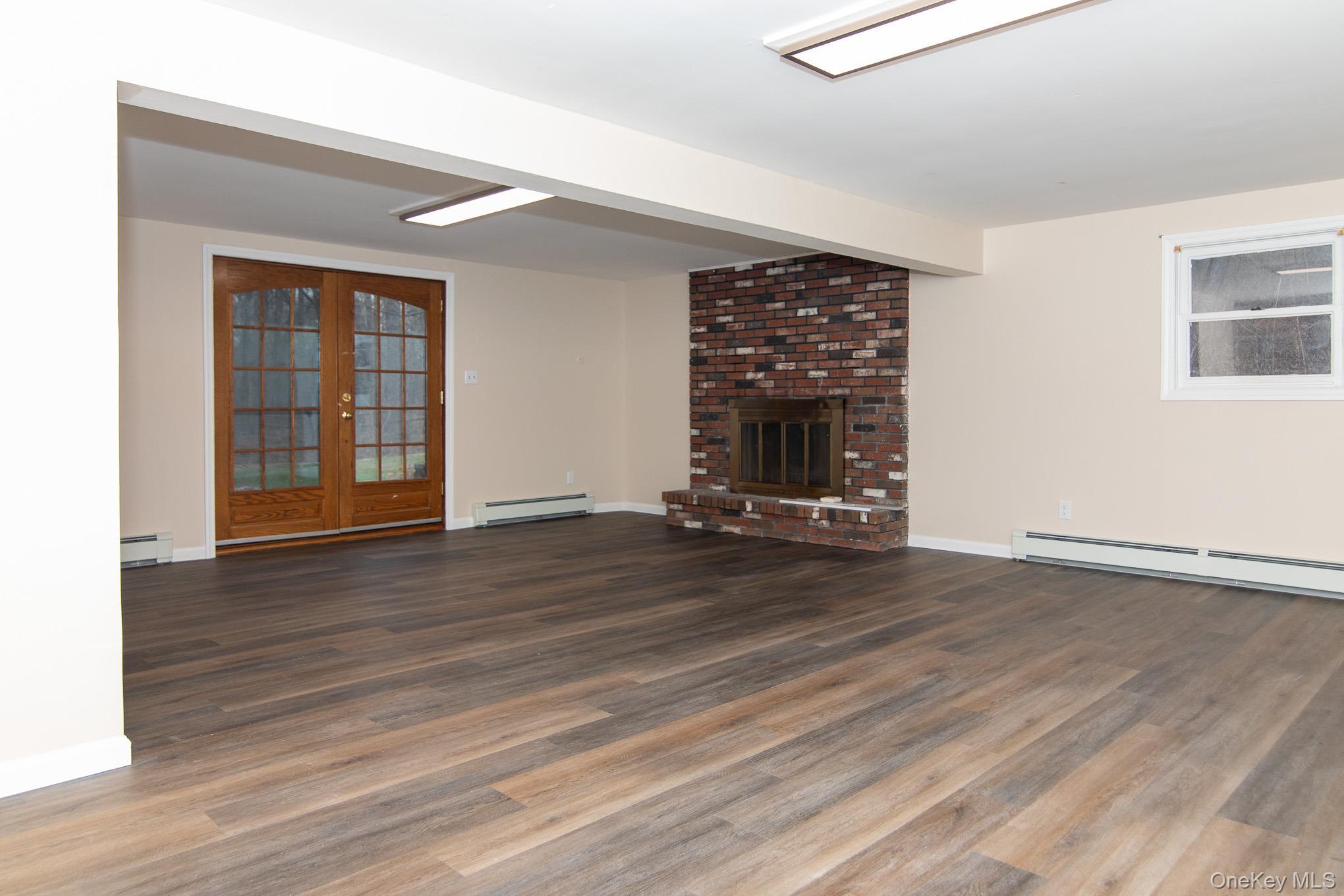 Single Family Farmingdale  Orange County, NY 10914, MLS-948299-23