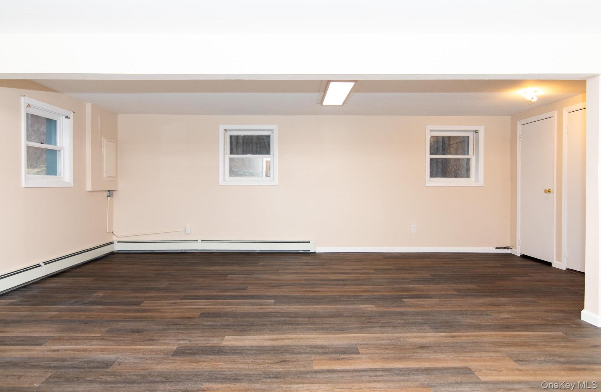 Single Family Farmingdale  Orange County, NY 10914, MLS-948299-28