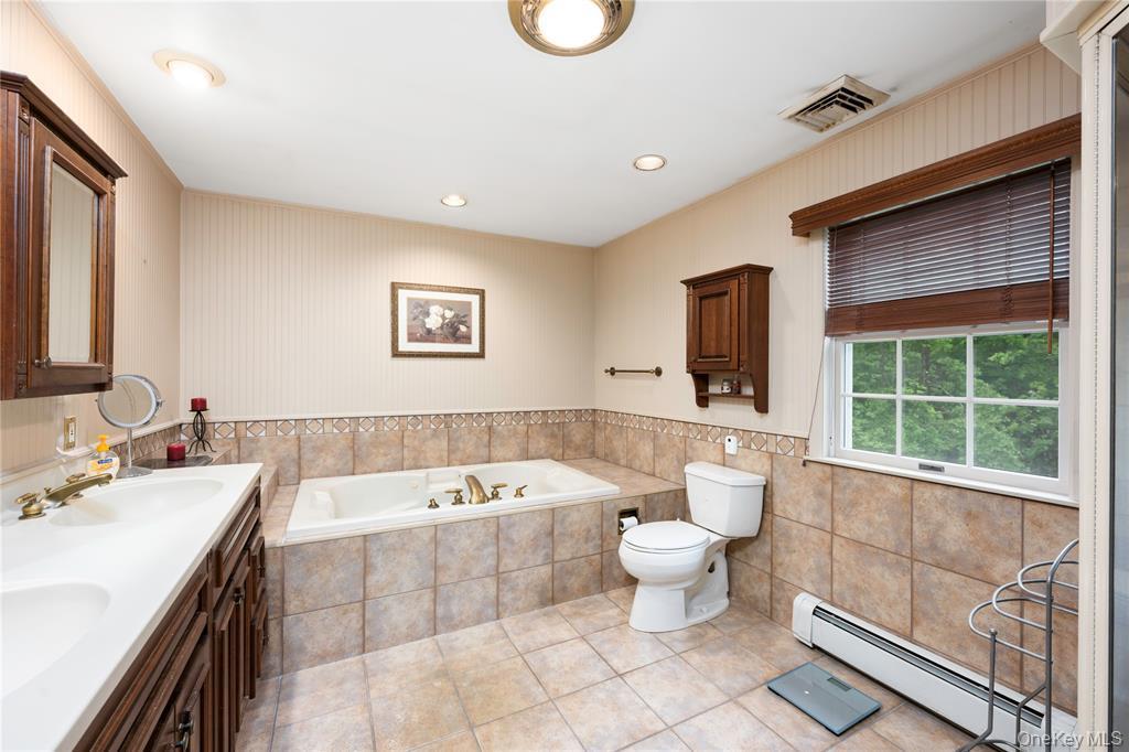 Single Family Stonegate  Dutchess County, NY 12538, MLS-948324-19