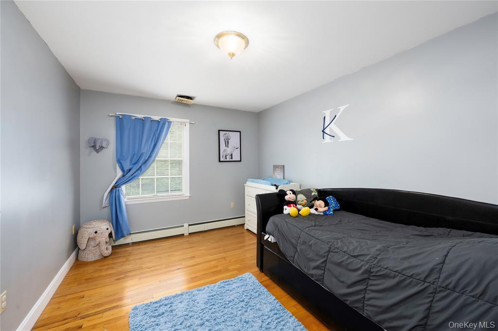 Single Family Stonegate  Dutchess County, NY 12538, MLS-948324-27