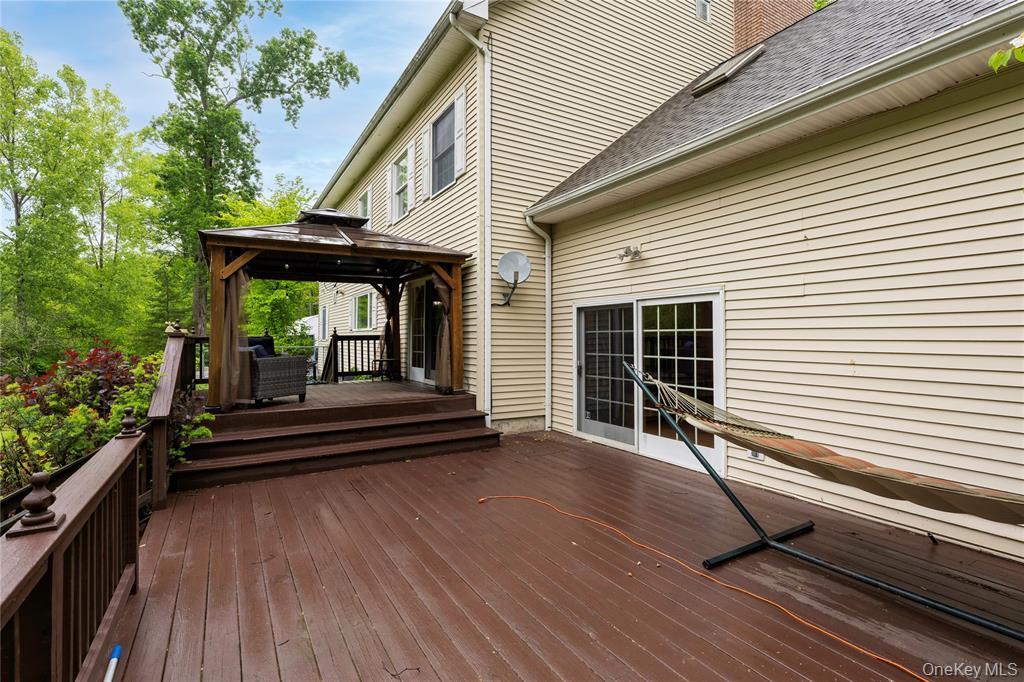 Single Family Stonegate  Dutchess County, NY 12538, MLS-948324-32