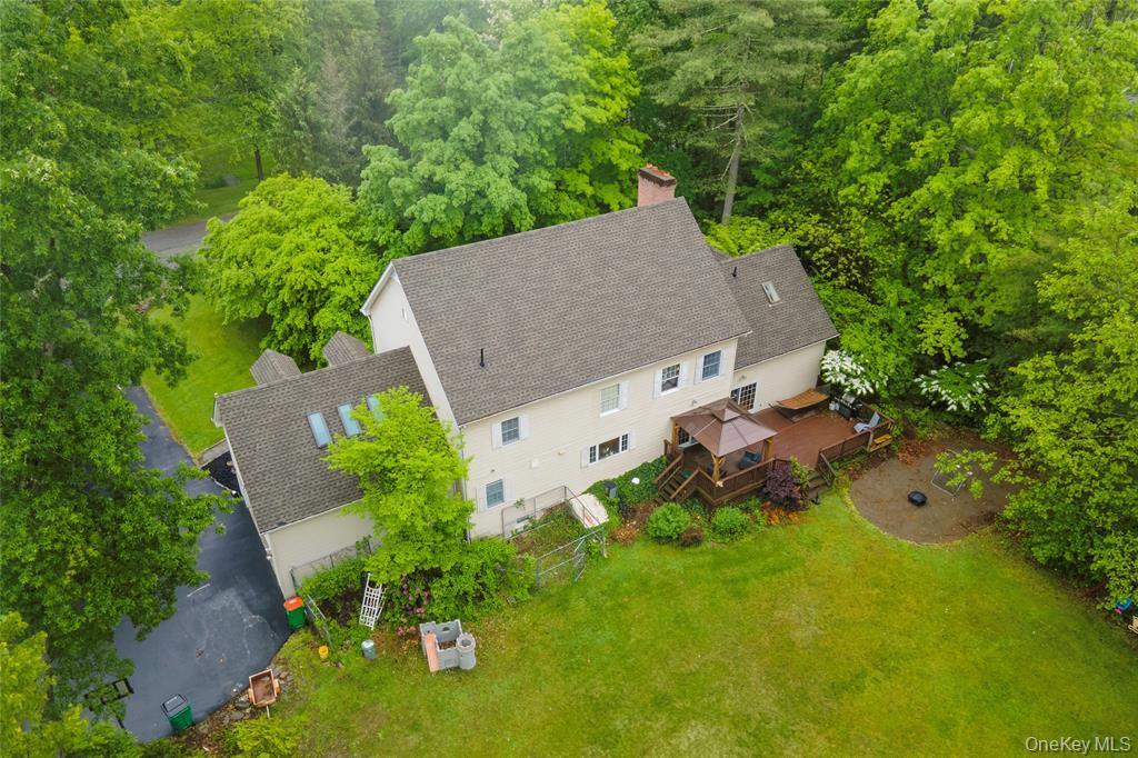 Single Family Stonegate  Dutchess County, NY 12538, MLS-948324-40