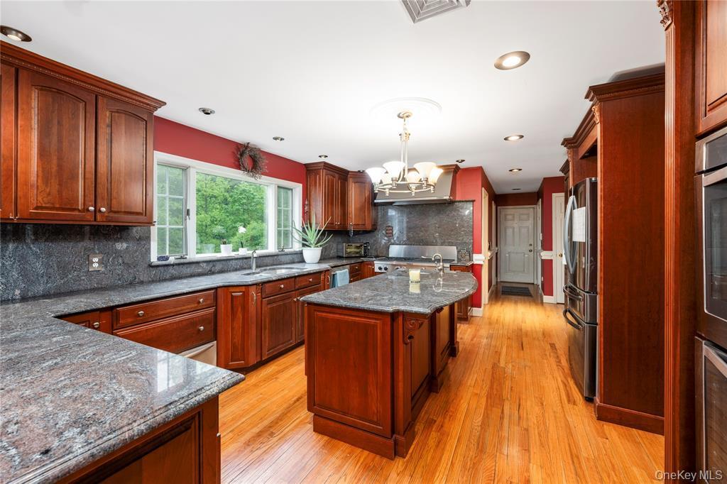 Single Family Stonegate  Dutchess County, NY 12538, MLS-948324-8