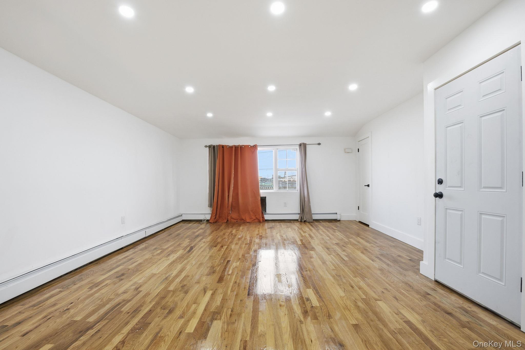 Single Family 96th  Brooklyn, NY 11236, MLS-948352-11