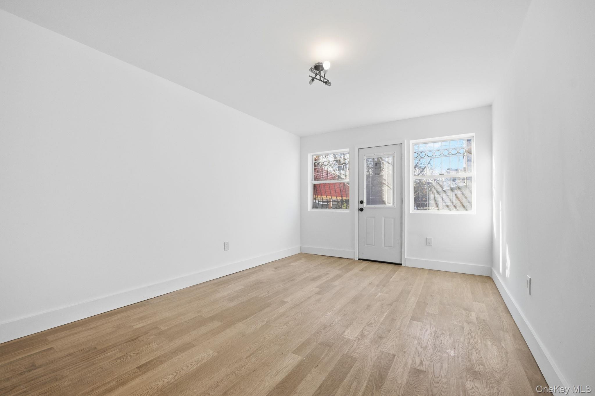 Single Family 96th  Brooklyn, NY 11236, MLS-948352-8