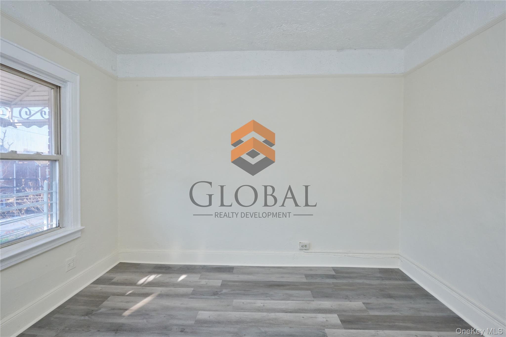 Single Family 215th  Bronx, NY 10467, MLS-948366-12