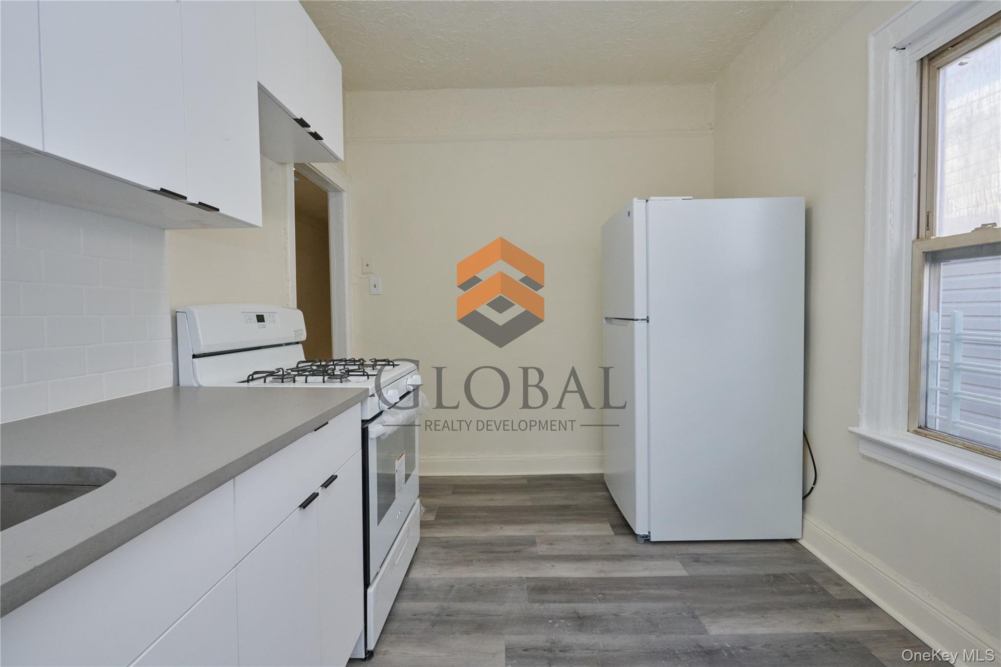 Single Family 215th  Bronx, NY 10467, MLS-948366-17