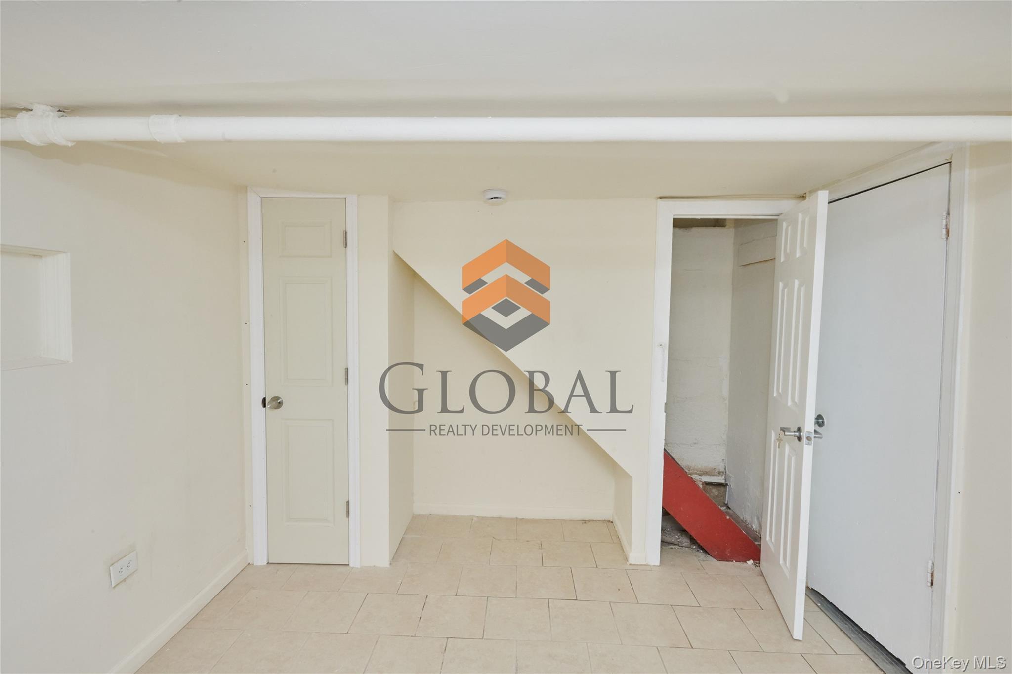 Single Family 215th  Bronx, NY 10467, MLS-948366-37