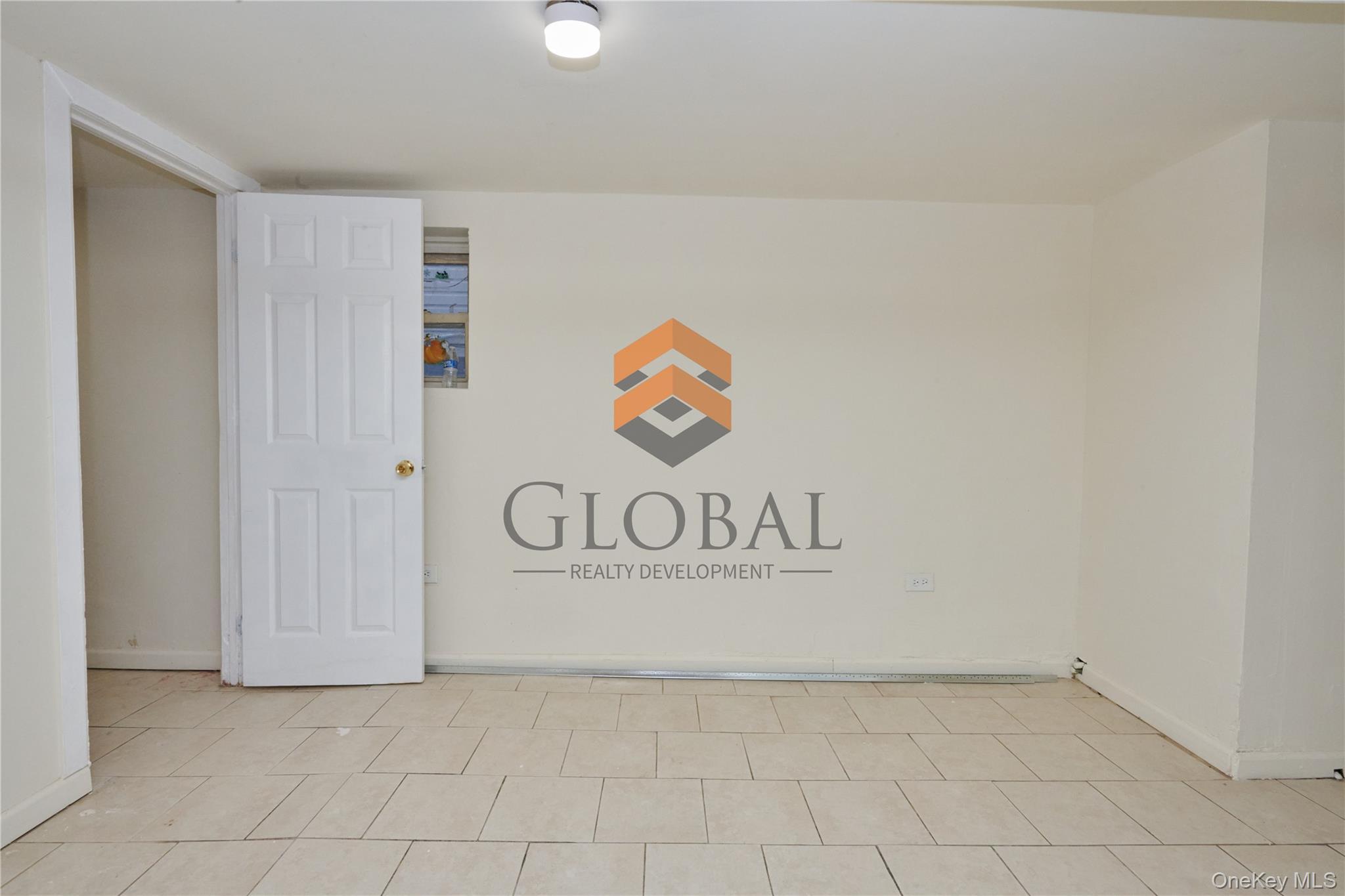 Single Family 215th  Bronx, NY 10467, MLS-948366-44