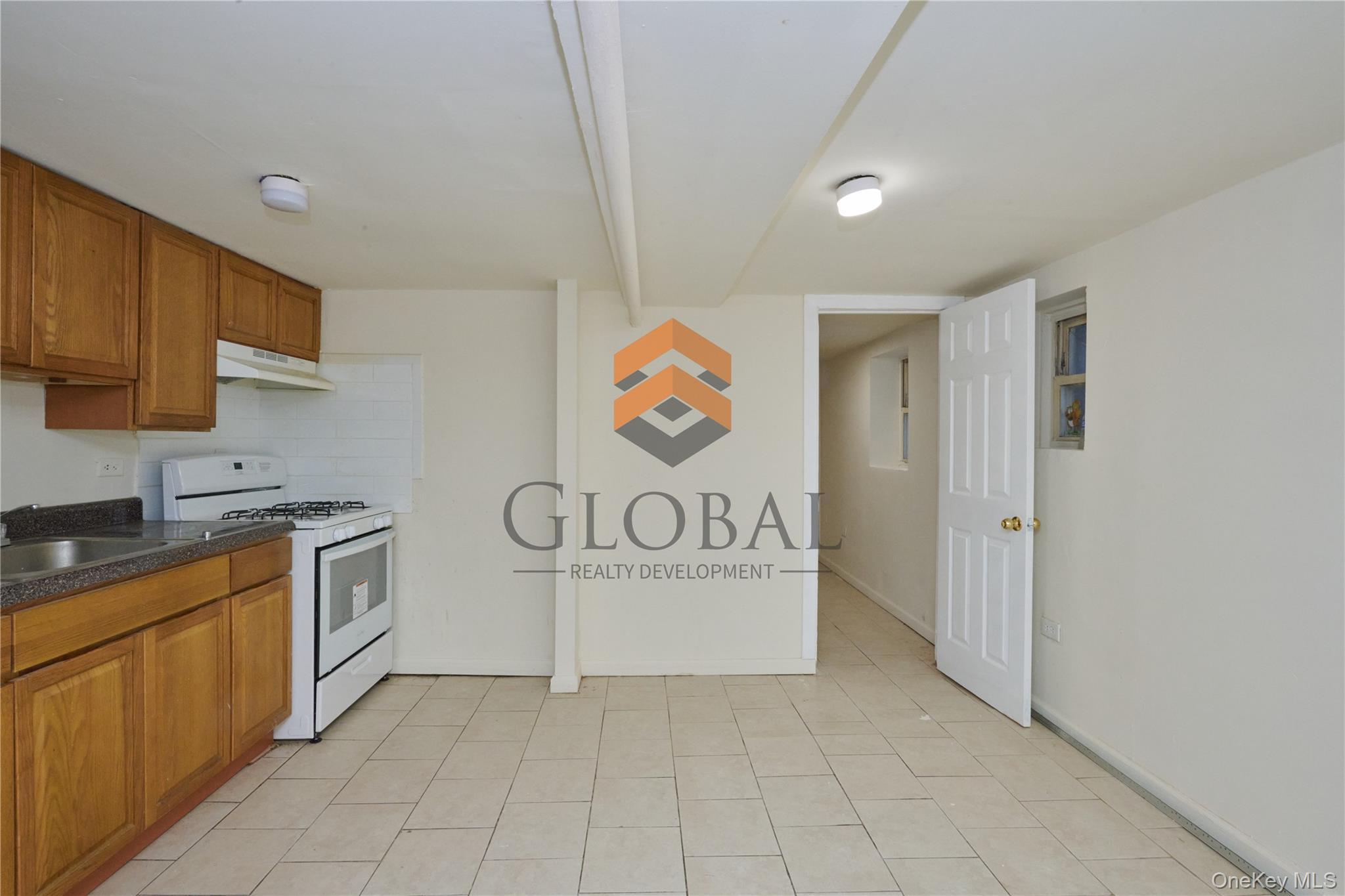 Single Family 215th  Bronx, NY 10467, MLS-948366-45