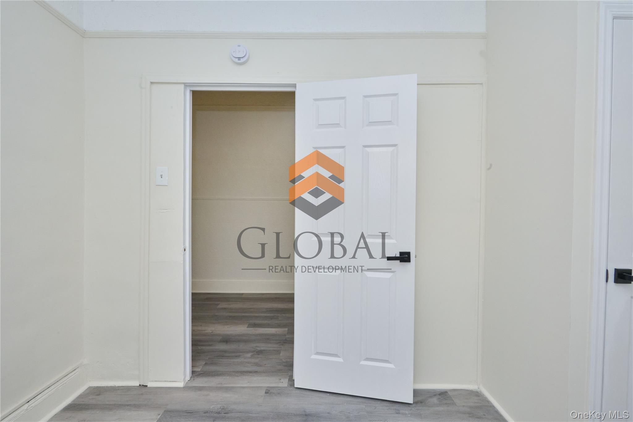 Single Family 215th  Bronx, NY 10467, MLS-948366-8