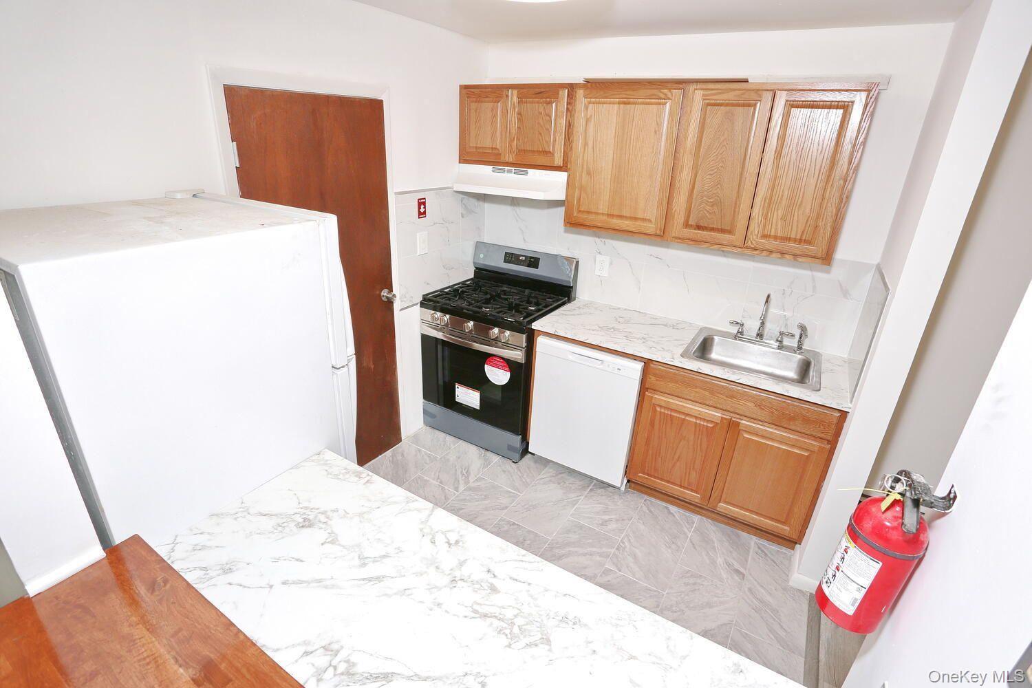 Condo Concord Orange County, NY 10940, MLS-948367-11