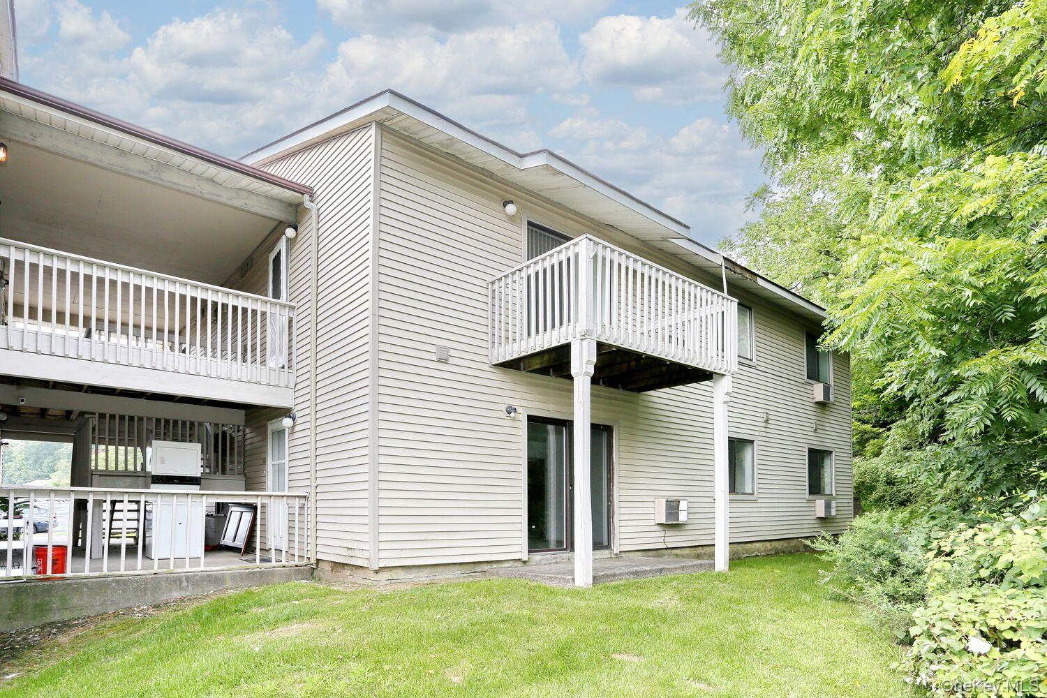 Condo Concord Orange County, NY 10940, MLS-948367-18