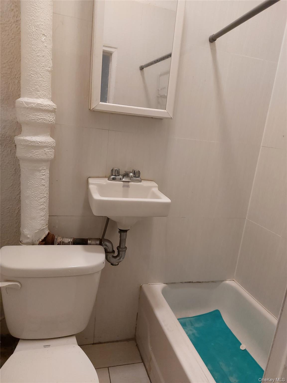 Single Family 108th  Queens, NY 11368, MLS-948379-5