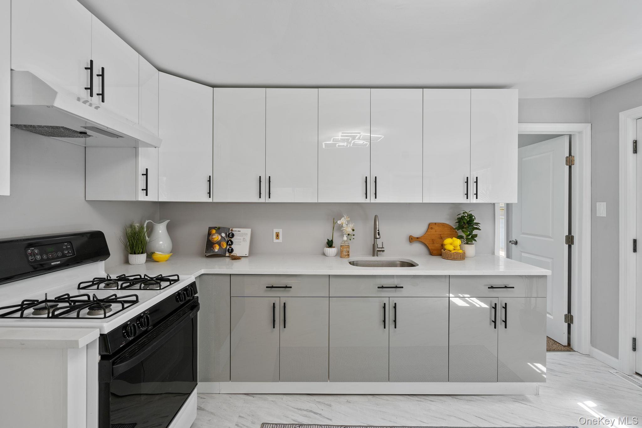 Single Family State  Orange County, NY 10963, MLS-948398-19