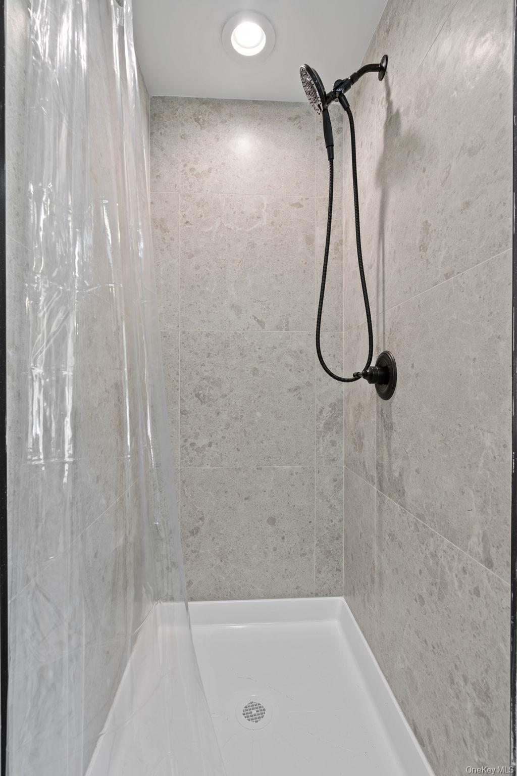 Single Family State  Orange County, NY 10963, MLS-948398-21