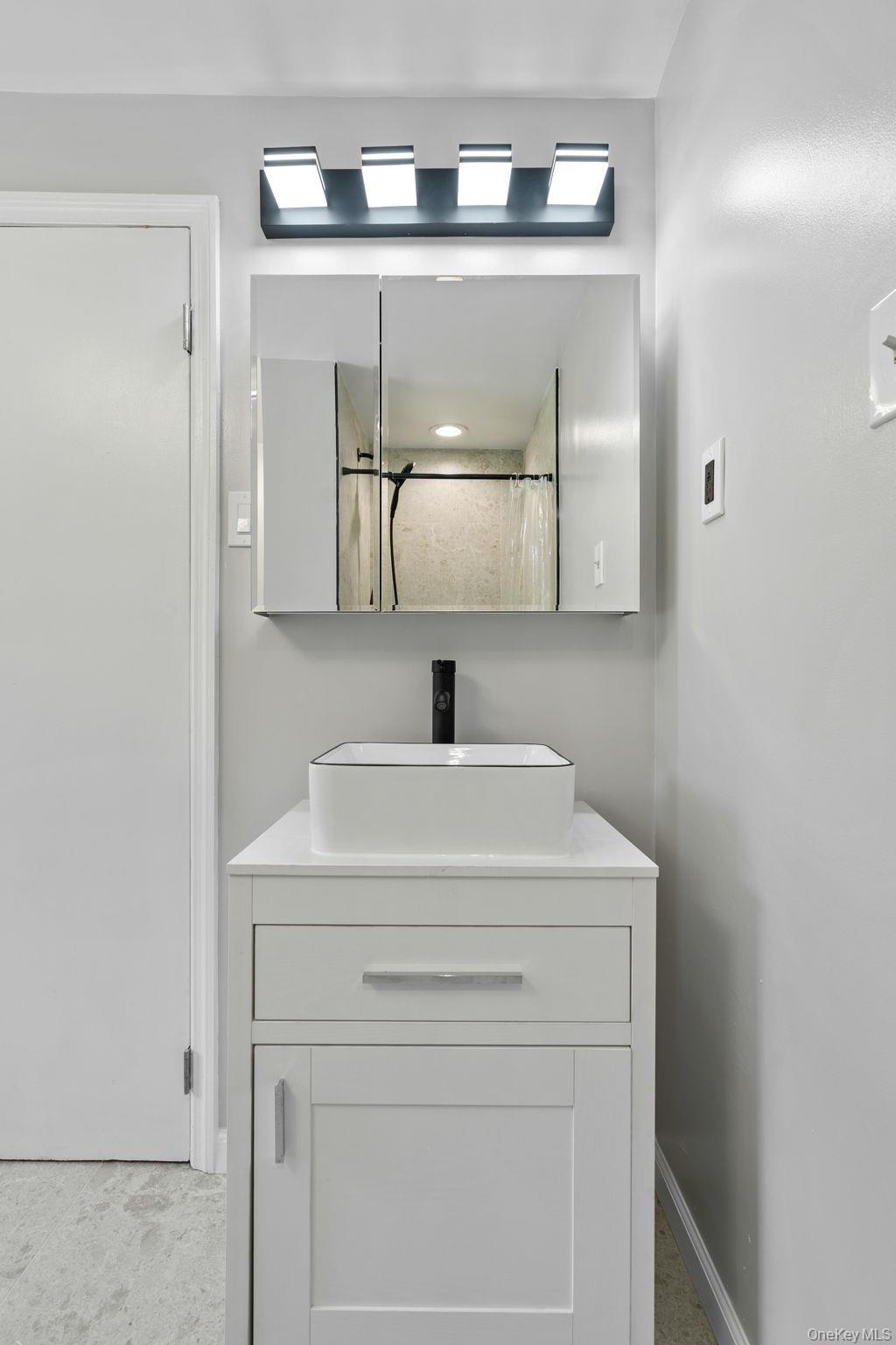 Single Family State  Orange County, NY 10963, MLS-948398-22