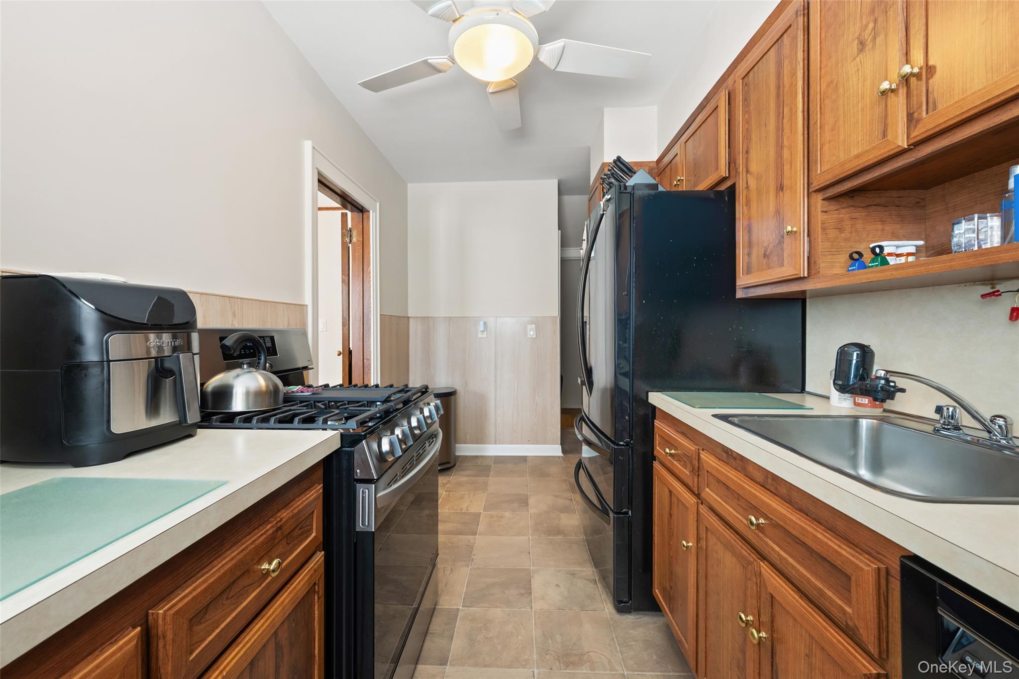 Single Family 82nd  Queens, NY 11385, MLS-948427-9