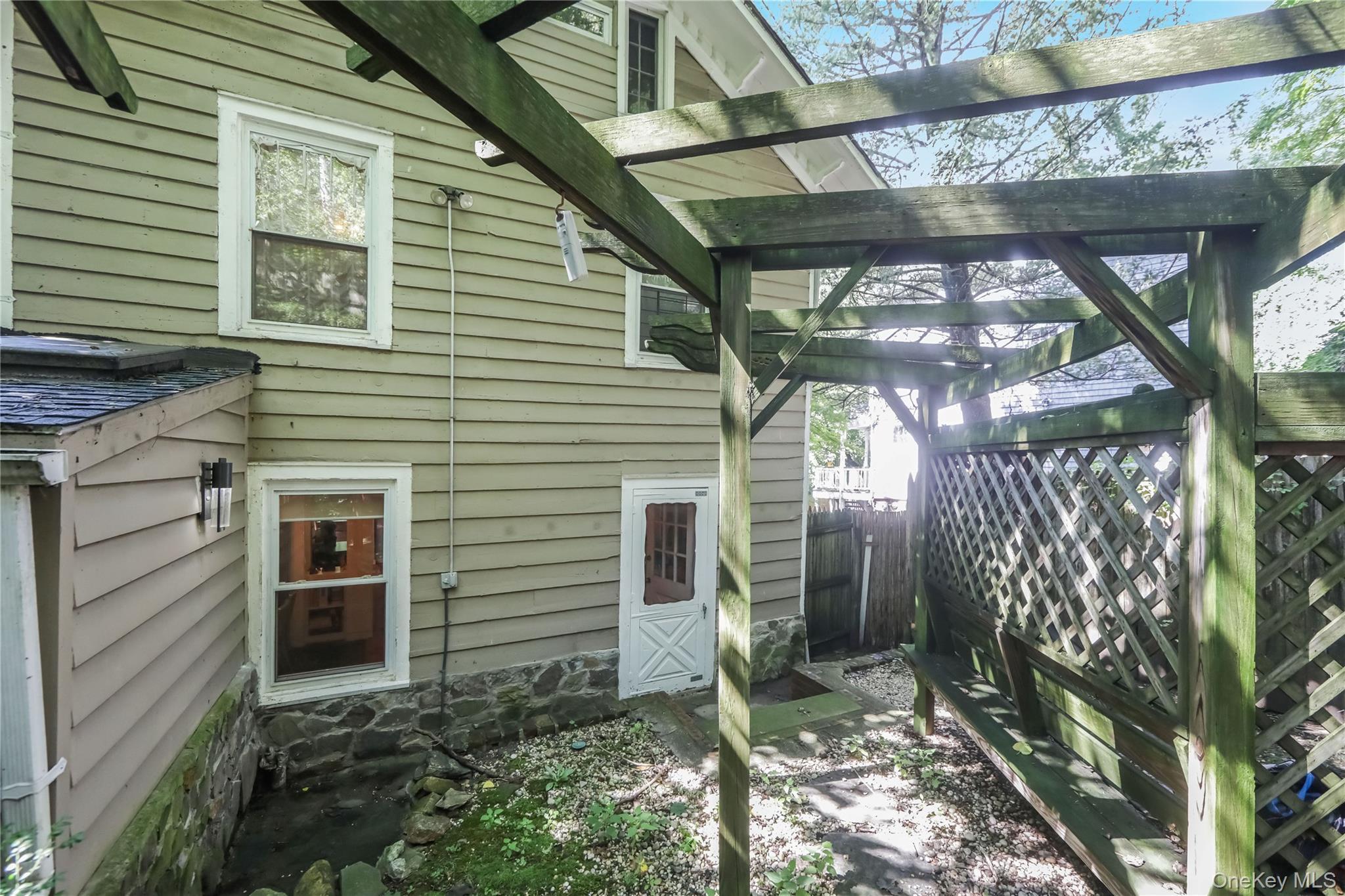 Single Family Edsall  Bronx, NY 10463, MLS-948453-16