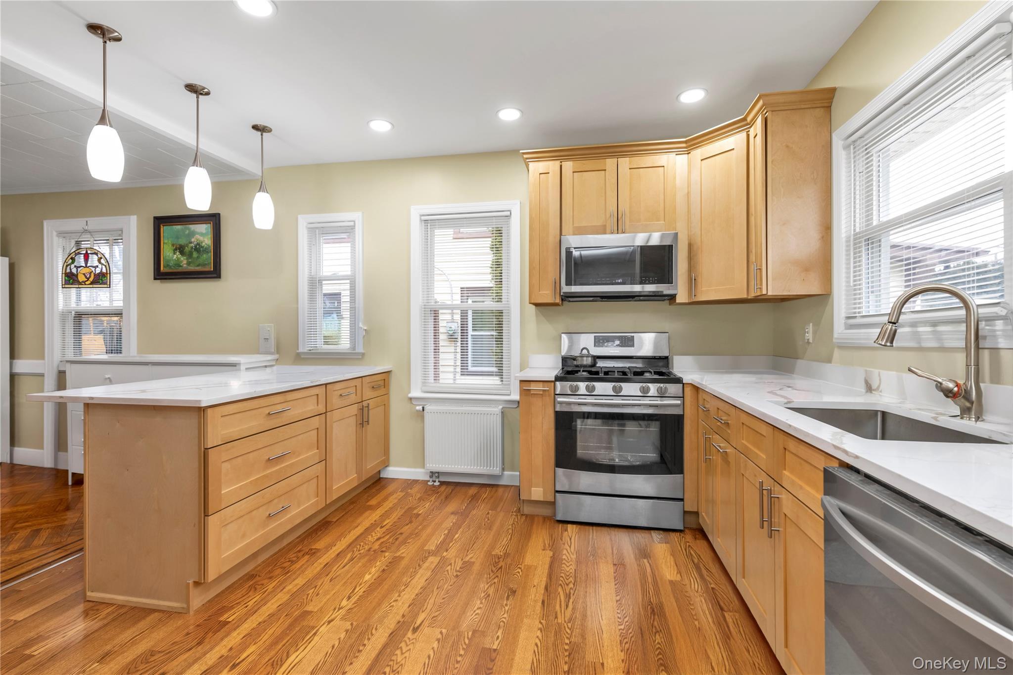 Single Family 219th  Queens, NY 11428, MLS-948483-5