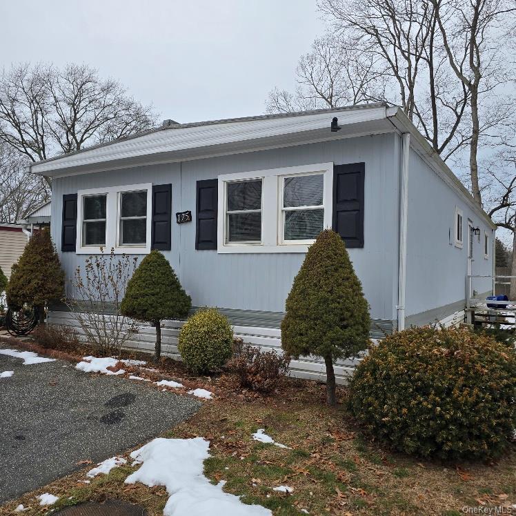 Single Family Fresh Pond  Suffolk County, NY 11933, MLS-948500-2