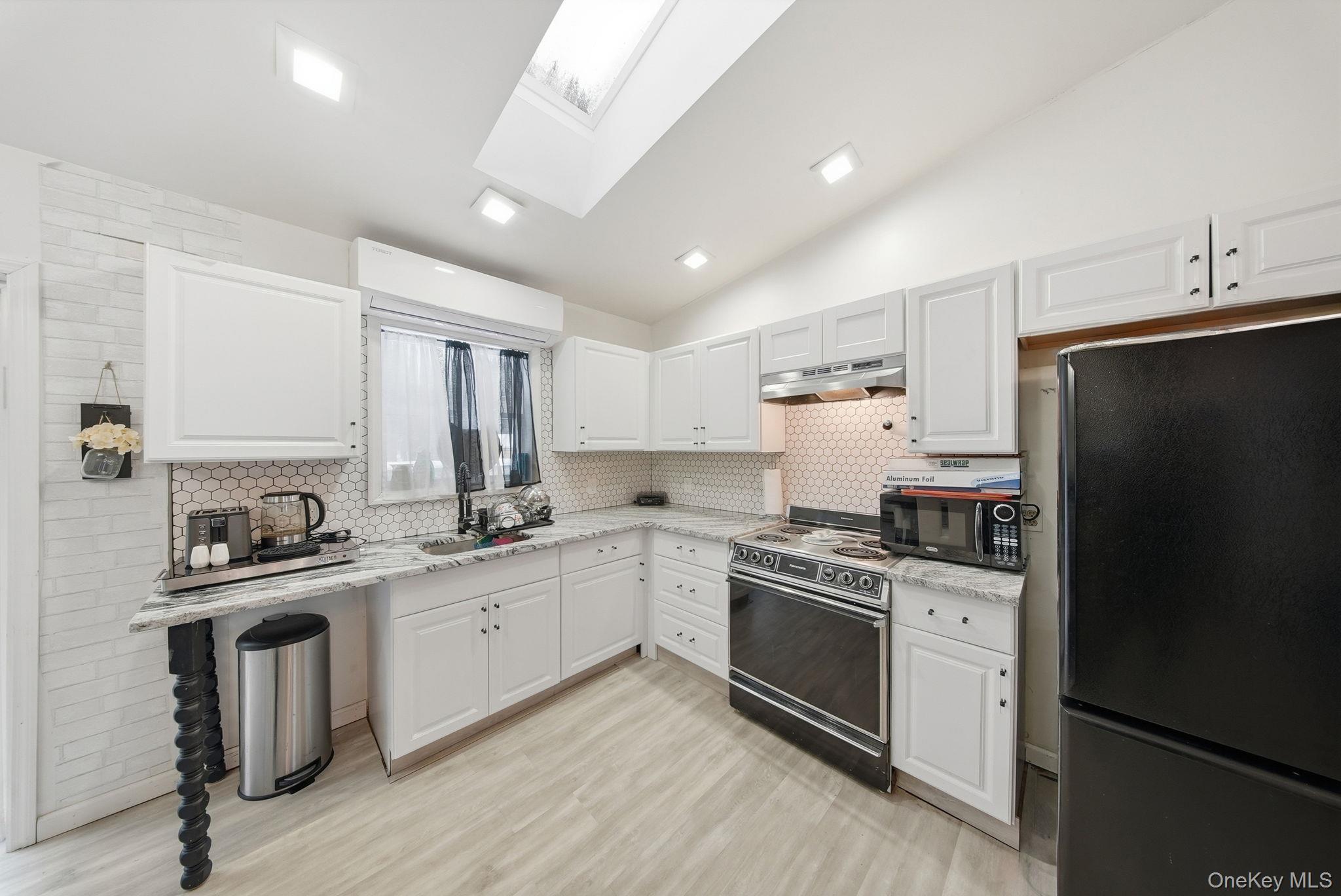 Single Family Ray  Sullivan County, NY 12733, MLS-948534-8