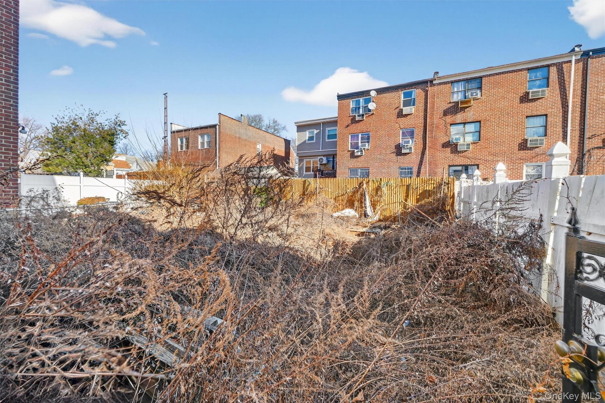 Single Family Throggs Neck  Bronx, NY 10465, MLS-948550-31