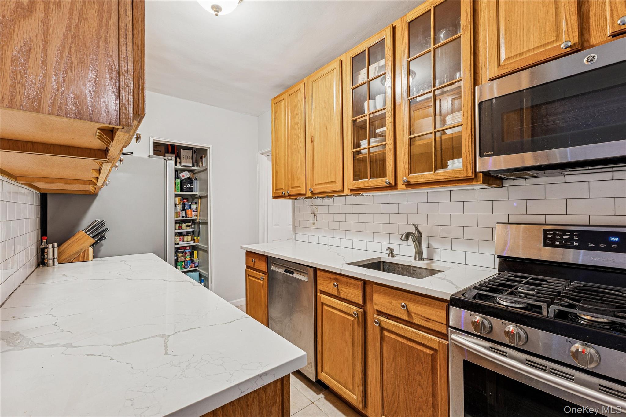 Coop 108th  Queens, NY 11375, MLS-948580-10