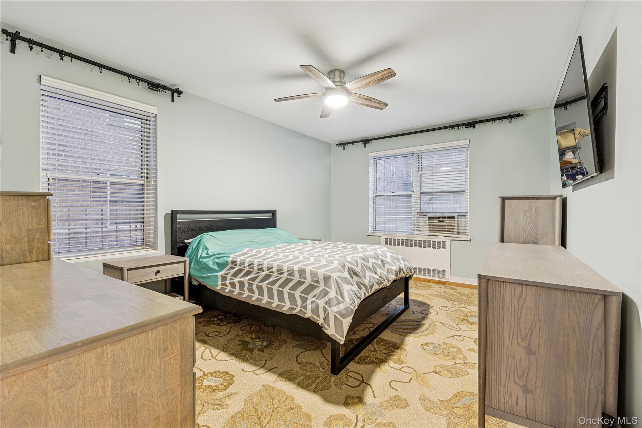 Coop 108th  Queens, NY 11375, MLS-948580-5