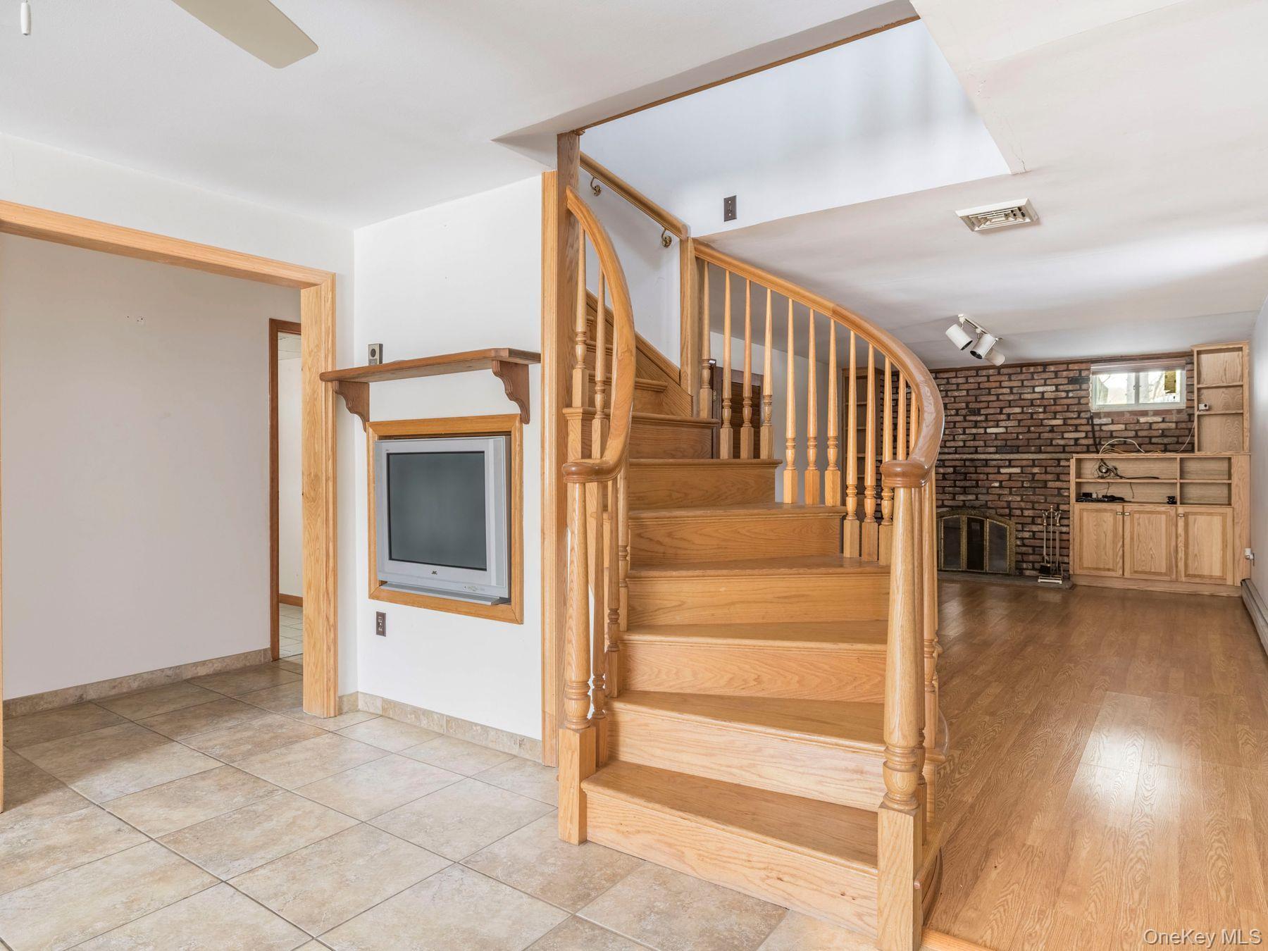 Single Family Mckinstry  Ulster County, NY 12525, MLS-948584-11