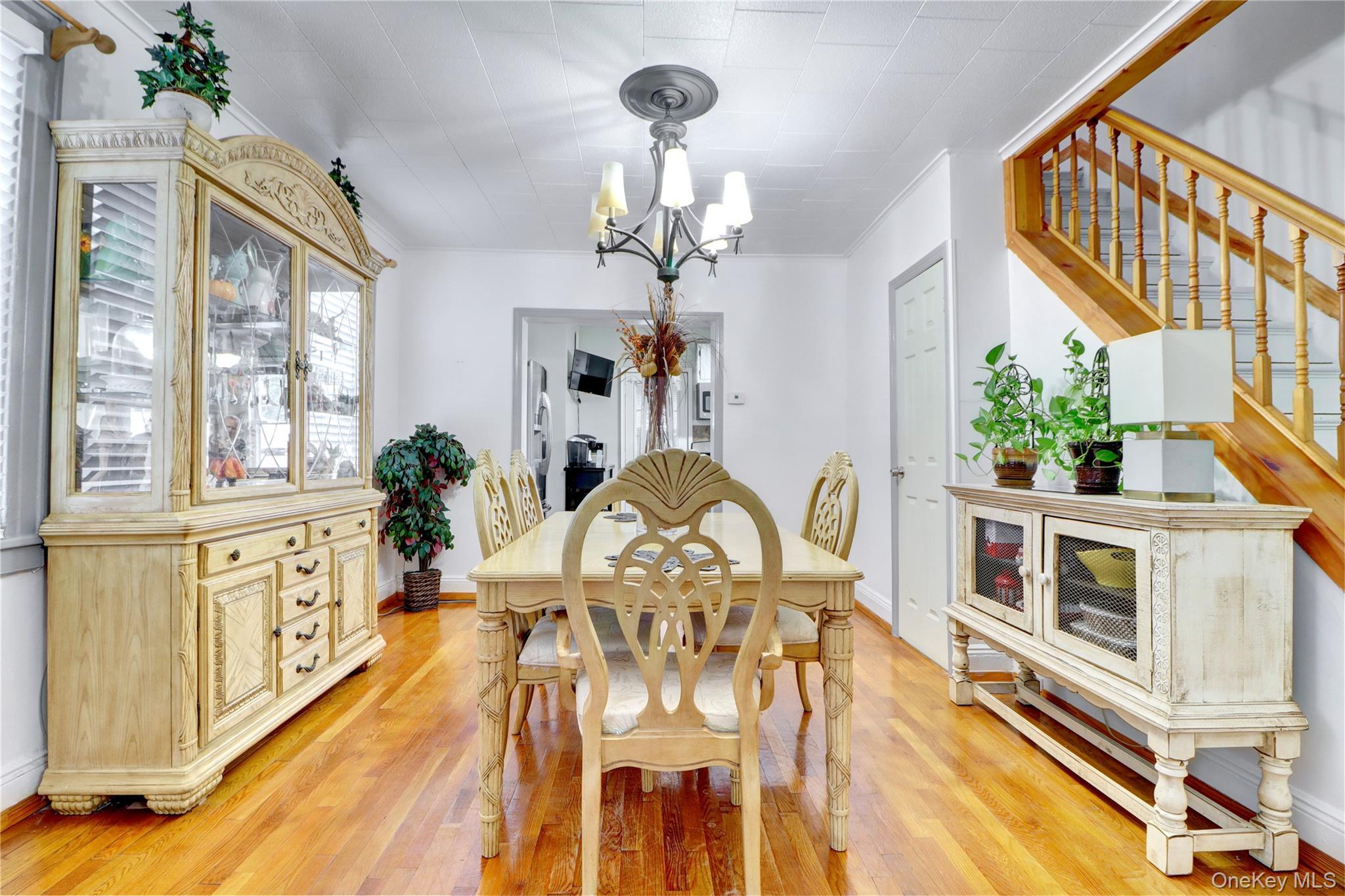 Single Family 80th Queens, NY 11385, MLS-948590-6