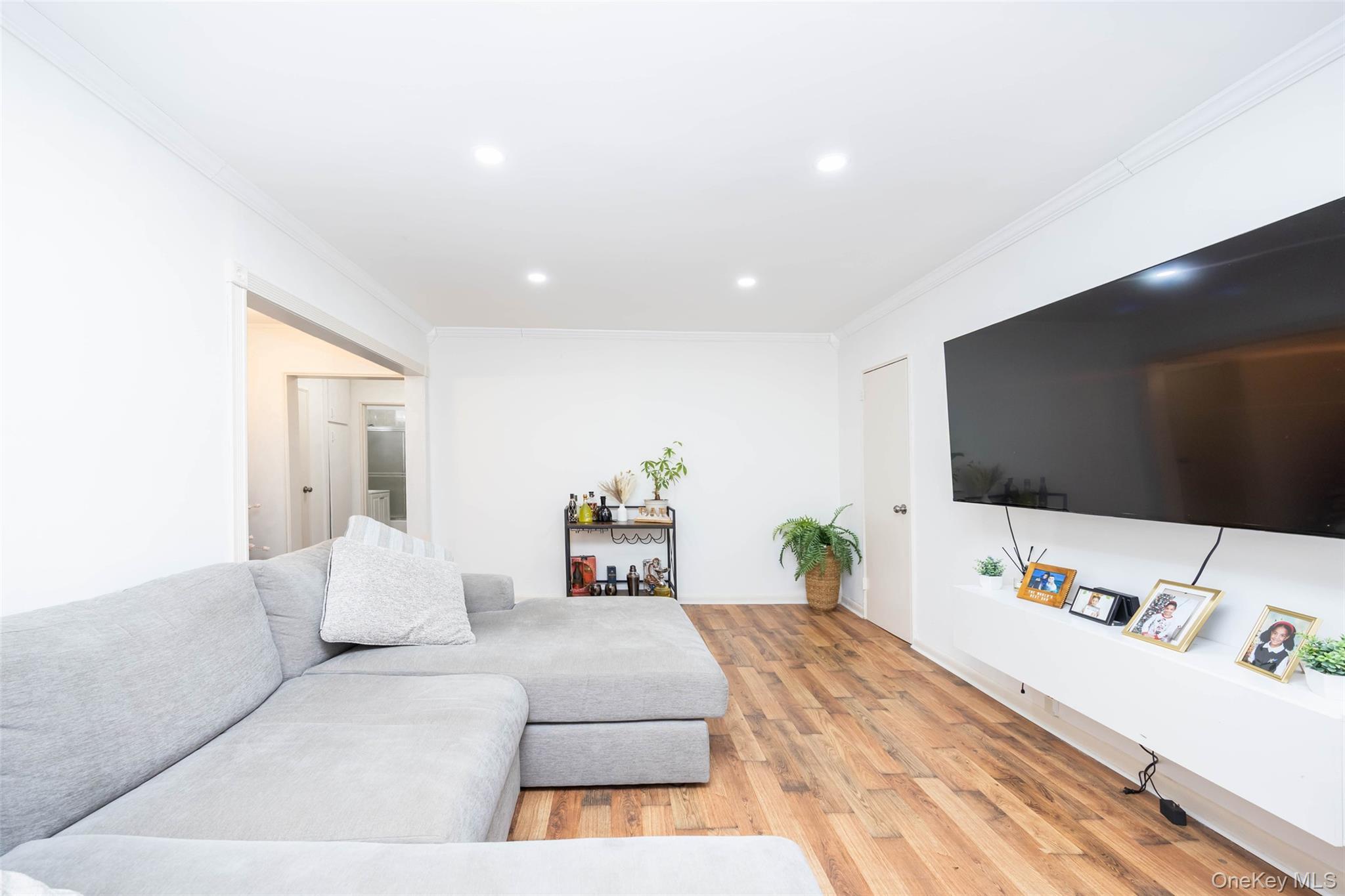 Condo Park  Queens, NY 11367, MLS-948618-5