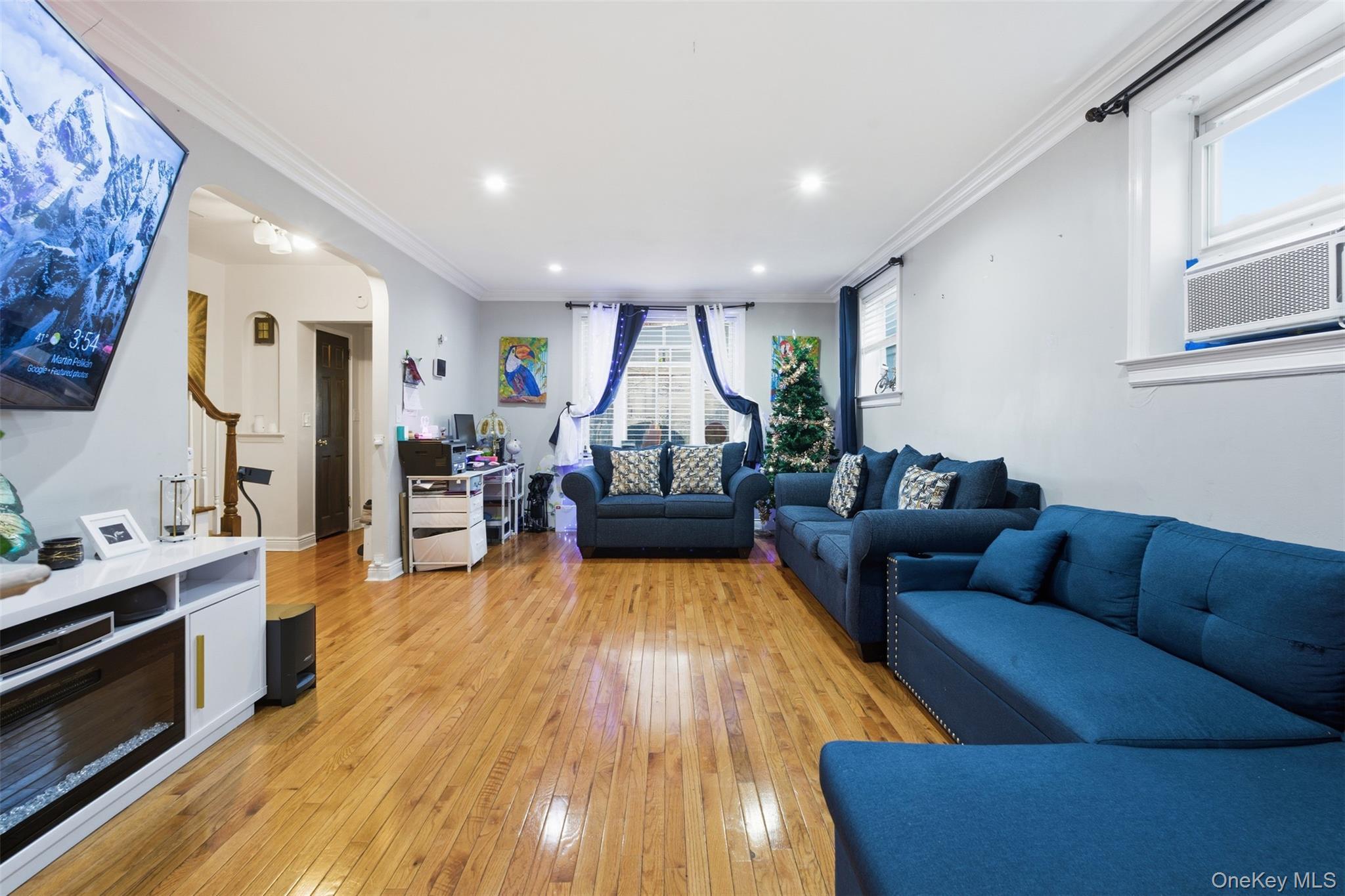 Single Family Astor  Bronx, NY 10469, MLS-948650-5